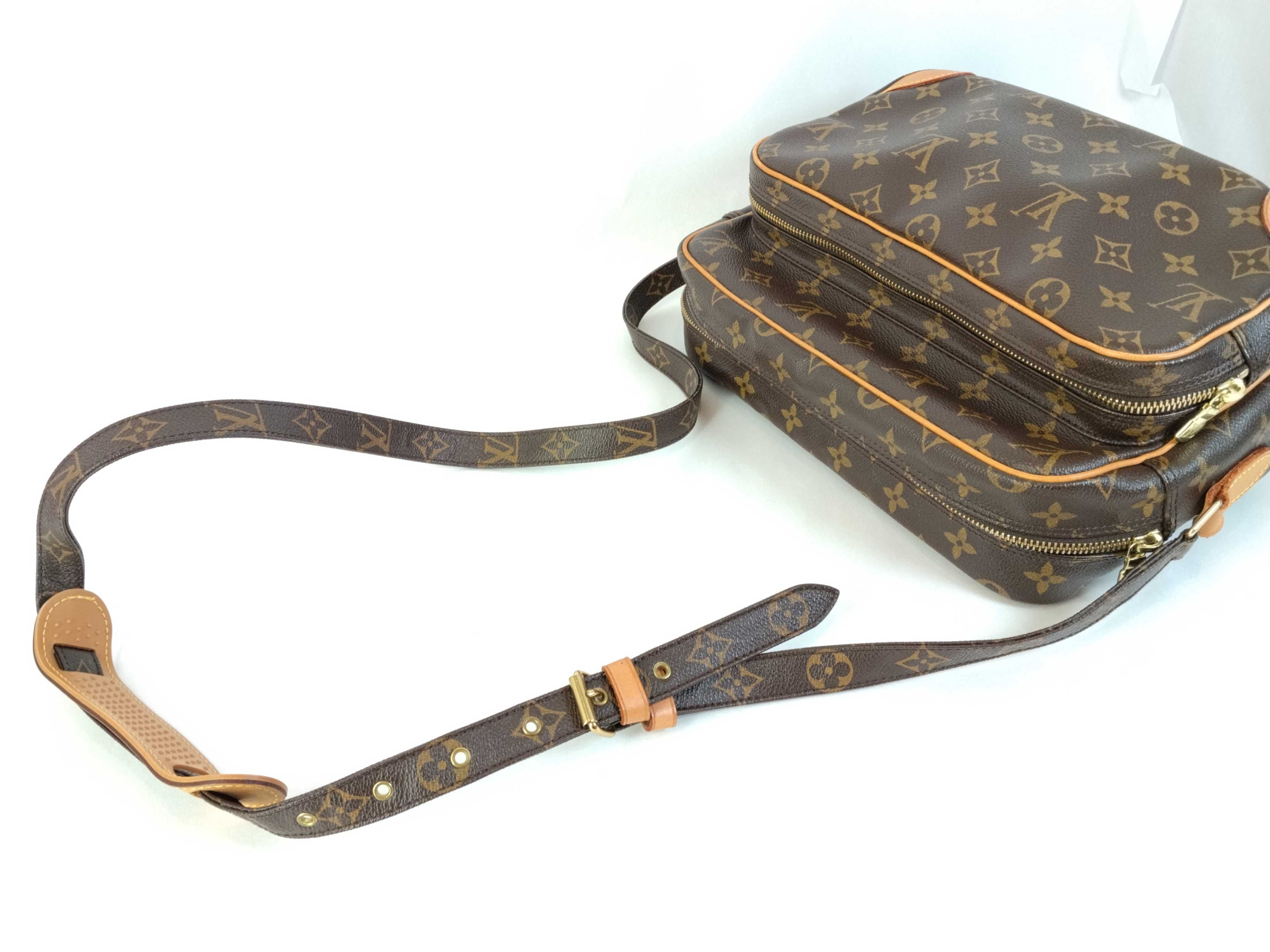Monogram Nile M45244 Brown Shoulder Bag — view 3