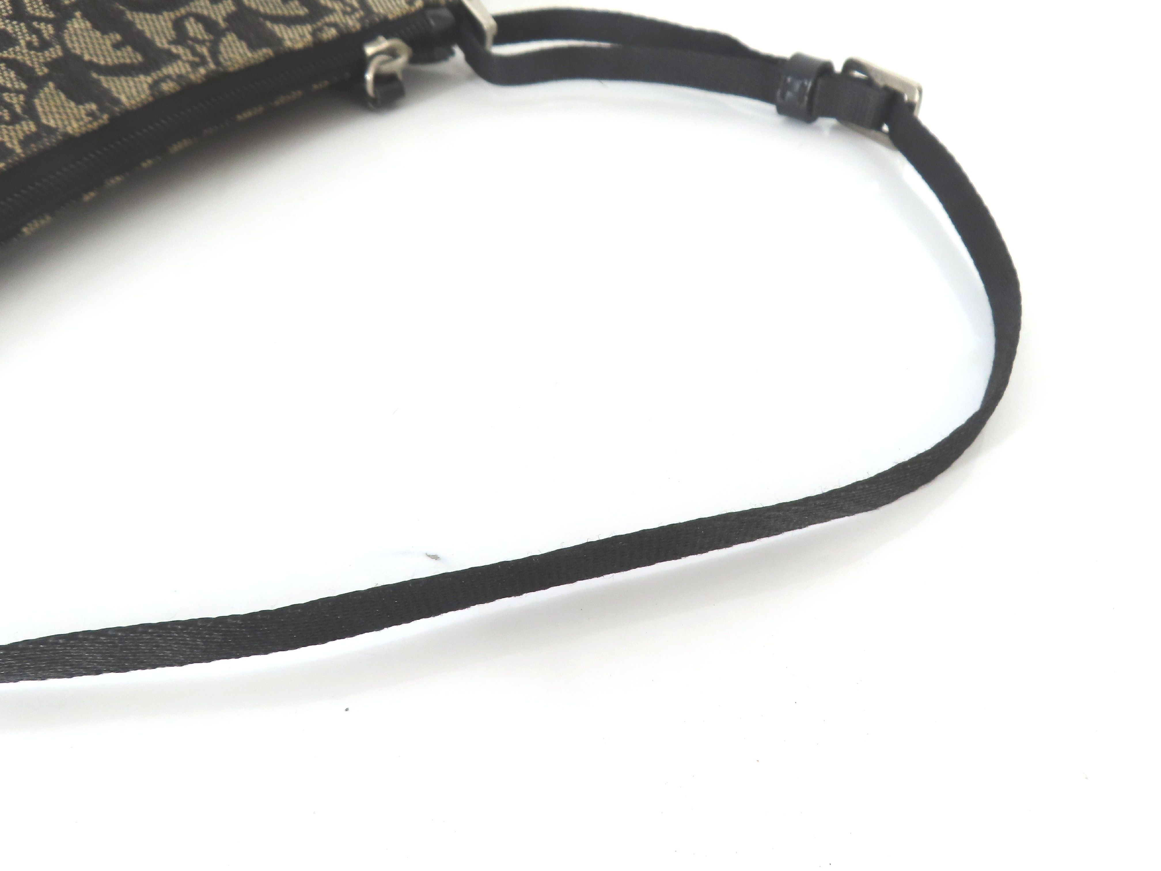 Trotter Canvas Handbag Pouch — view 3