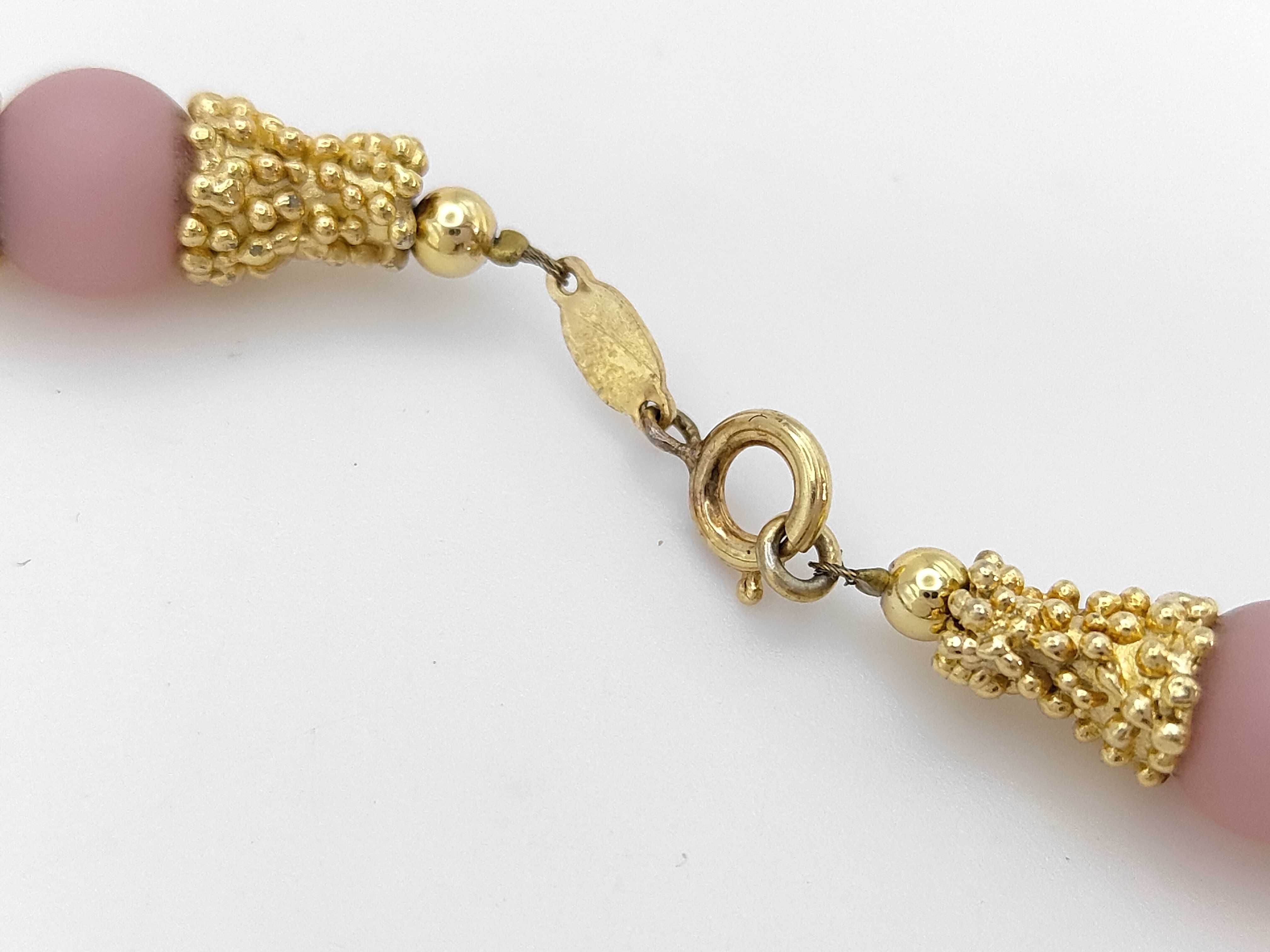 necklace — view 3