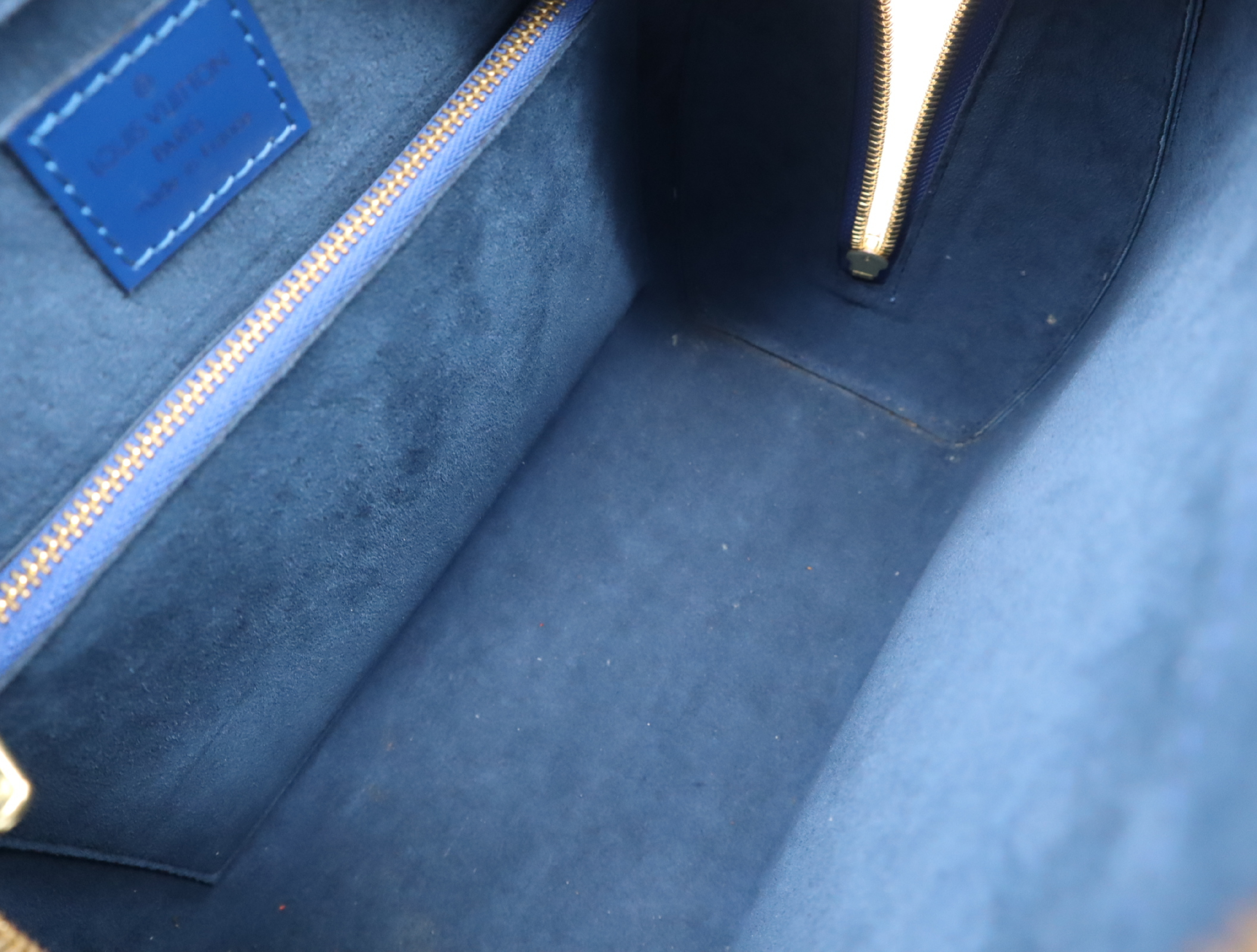 M52055 Epi Pont Neuf Toledo Blue Handbag — view 12