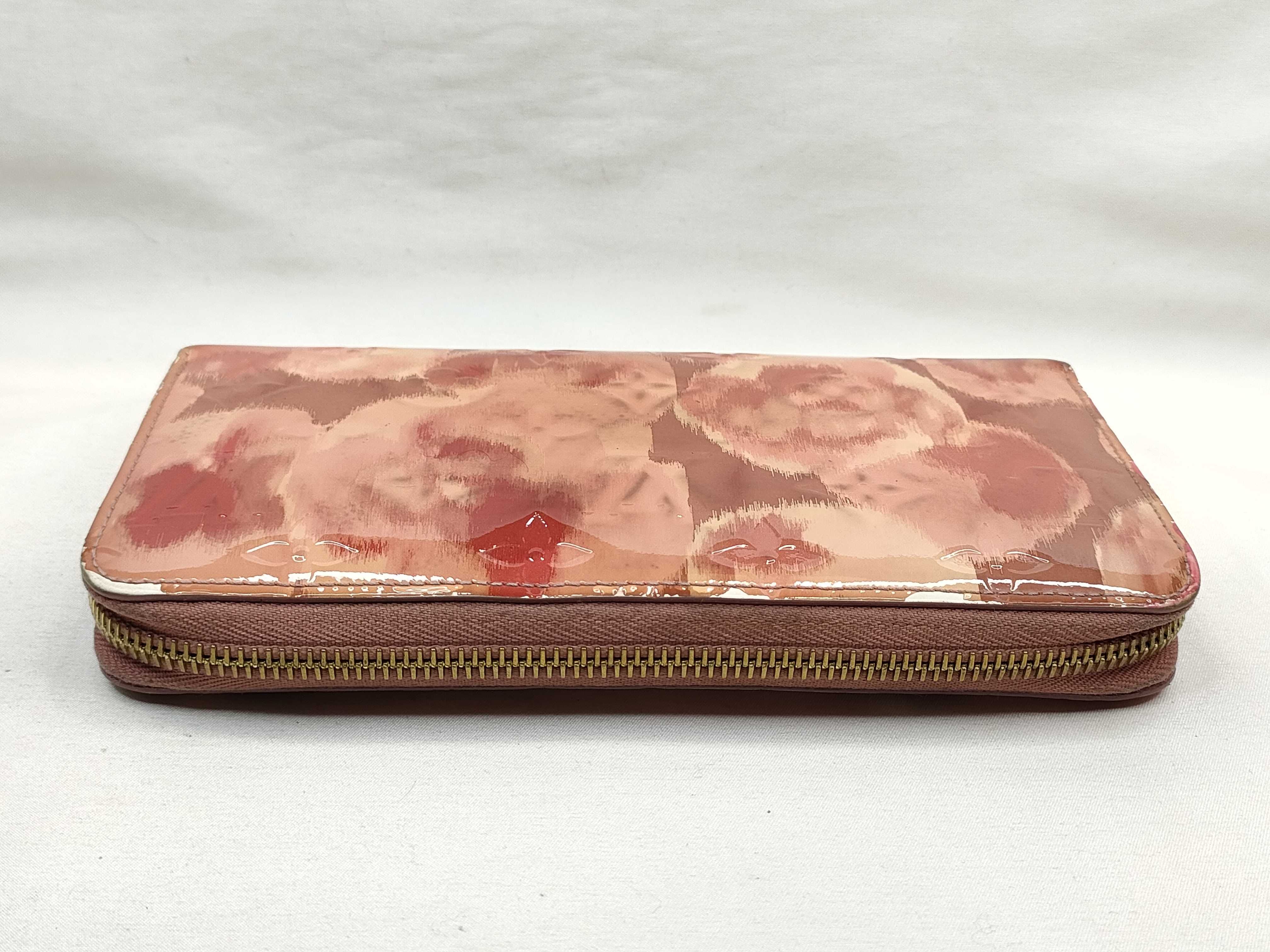 Vernis Louis Vuitton Monogram Vernis Ikat Flower Zippy Wallet — view 6