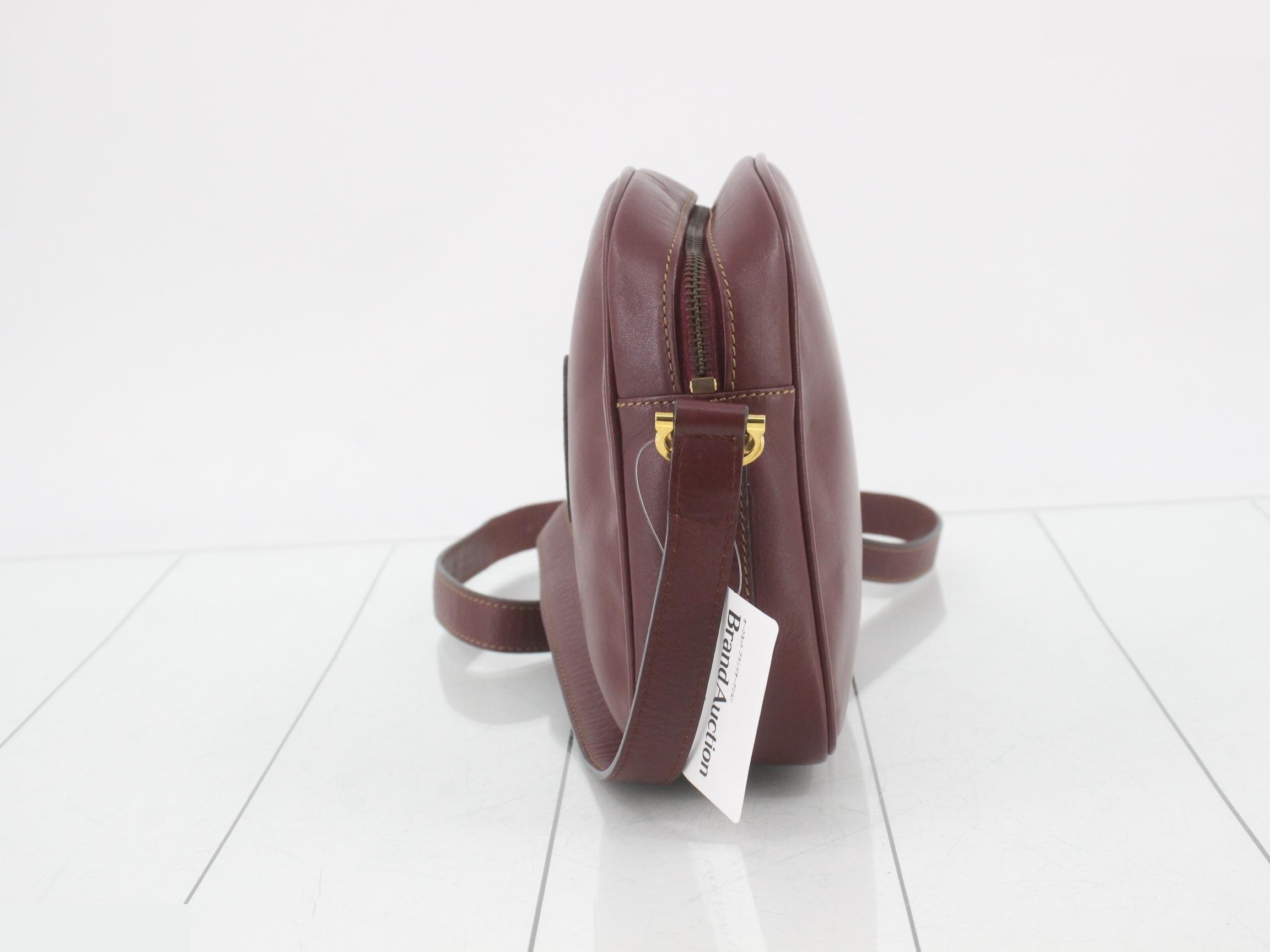 Must Line (Bag) - Shoulder Bag — view 3
