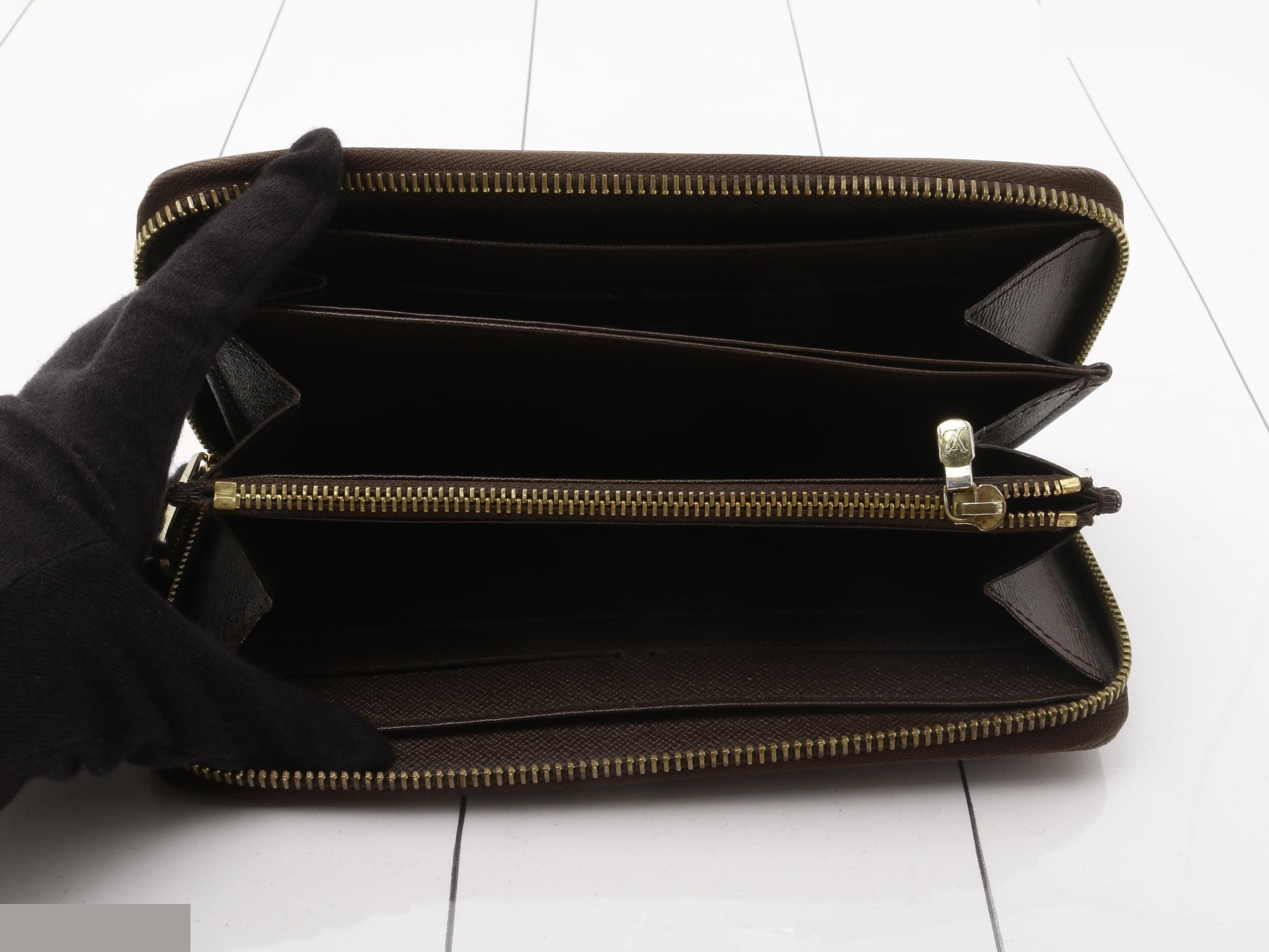 Zippy Wallet — view 4