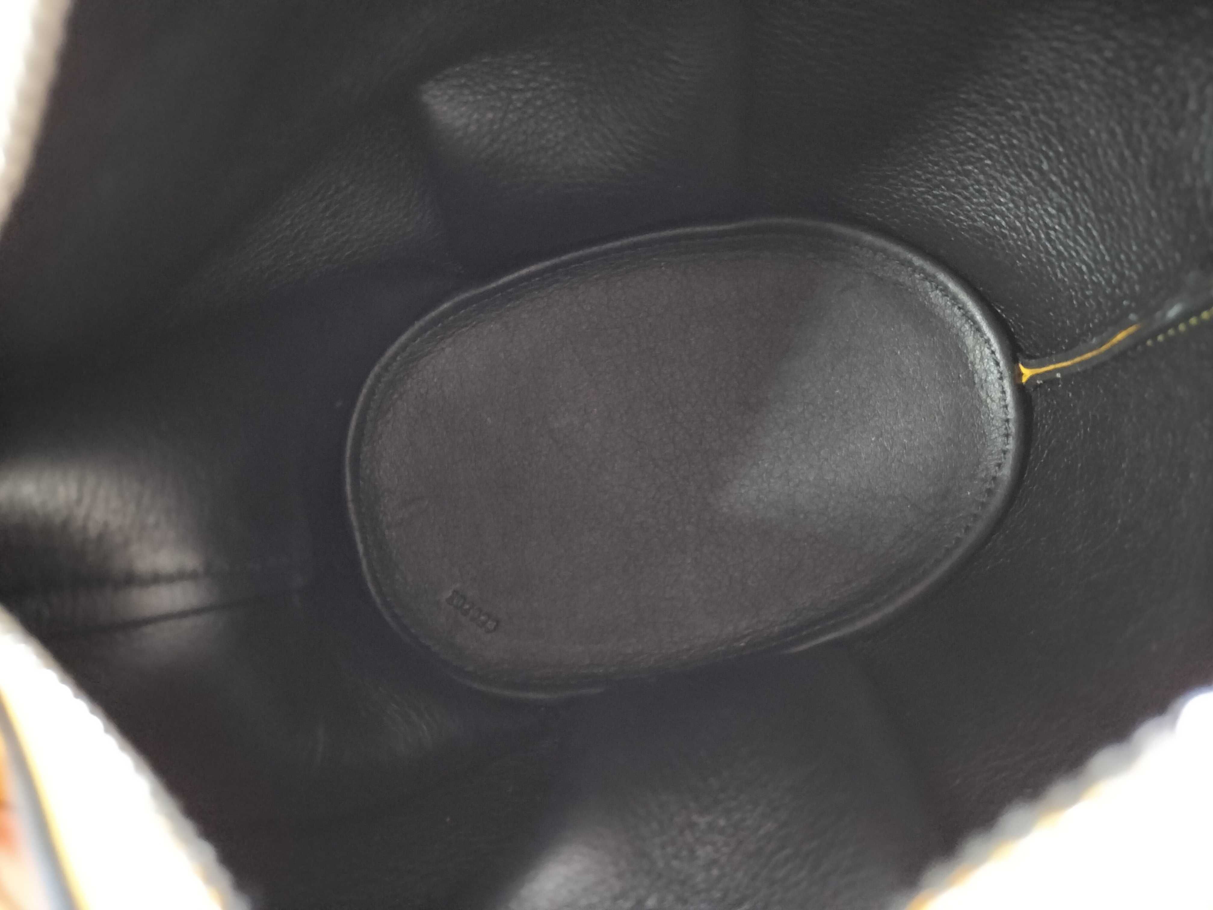 shoulder bag — view 8