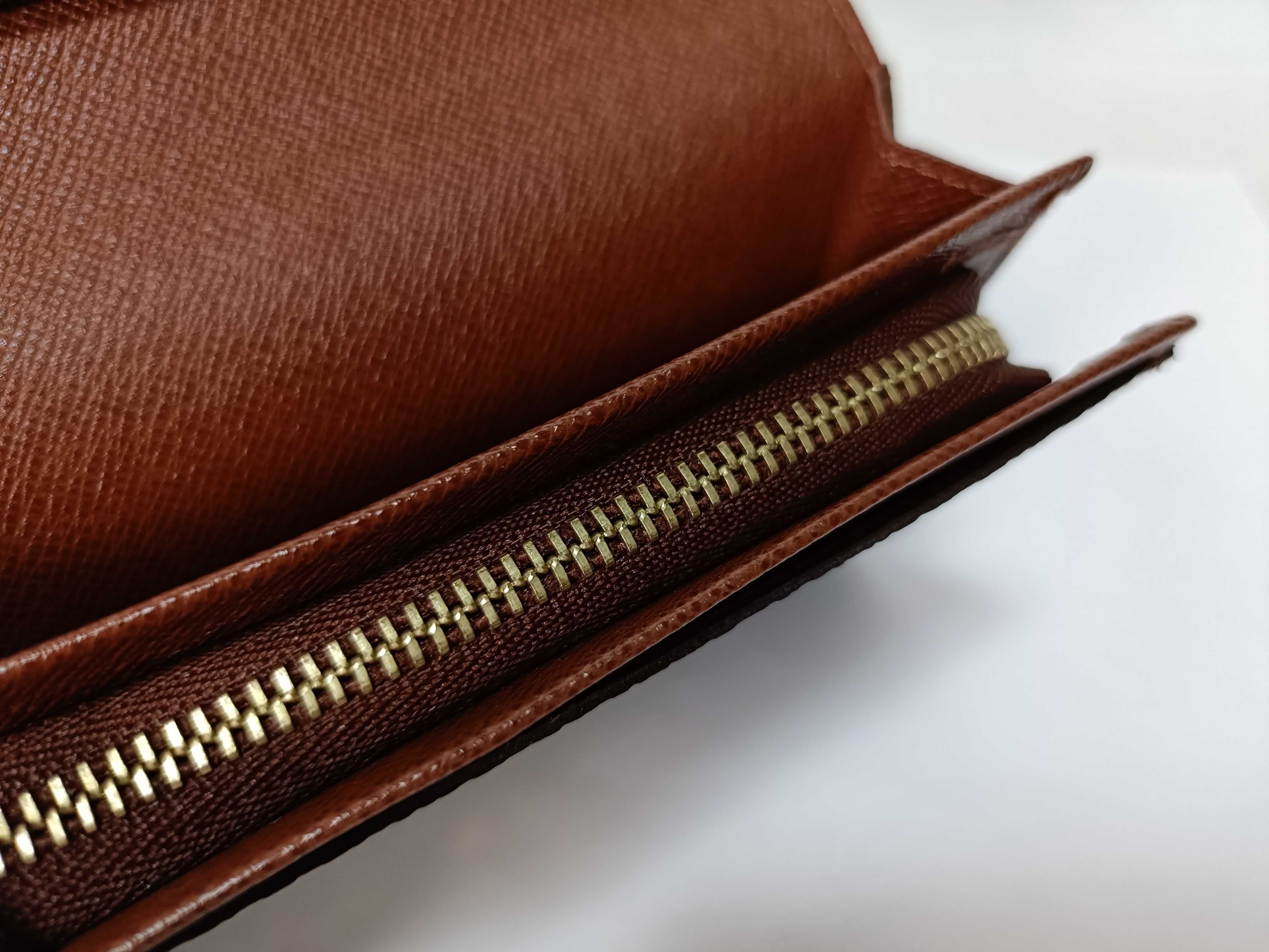 B. Louis Vuitton Monogram Portemonnaie Billet Trésor Bi-fold Wallet — view 10