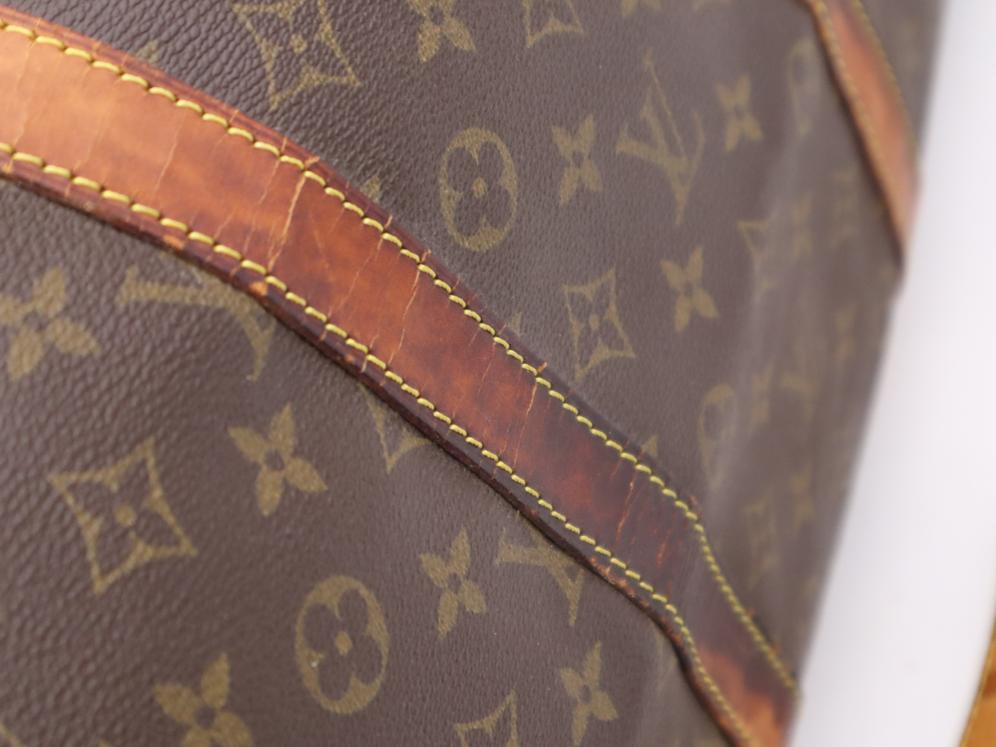 M41414 Monogram Keepall Bandoulière 55 Boston Bag with Shoulder Strap — view 10