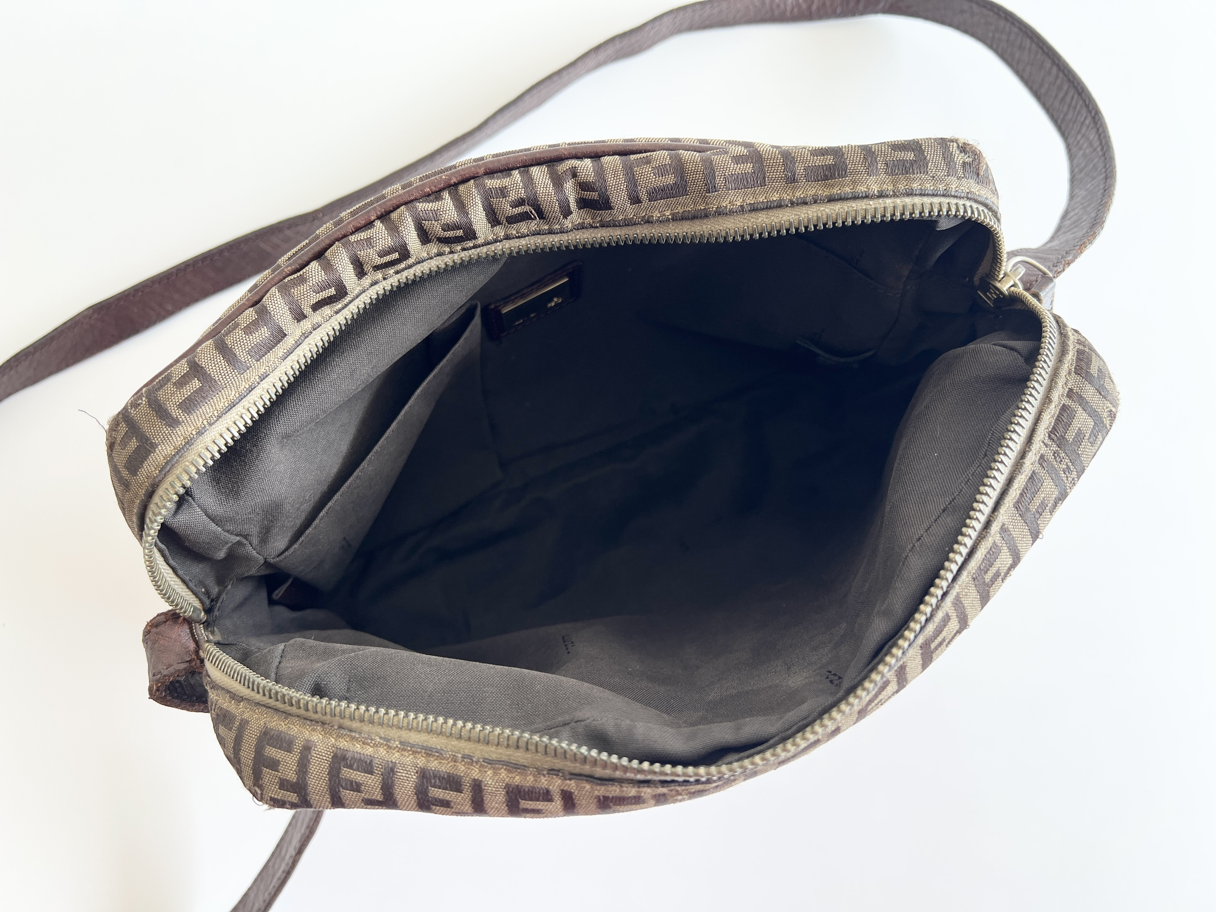 Mamma Bucket Zucchino Canvas Leather One Shoulder Bag — view 5