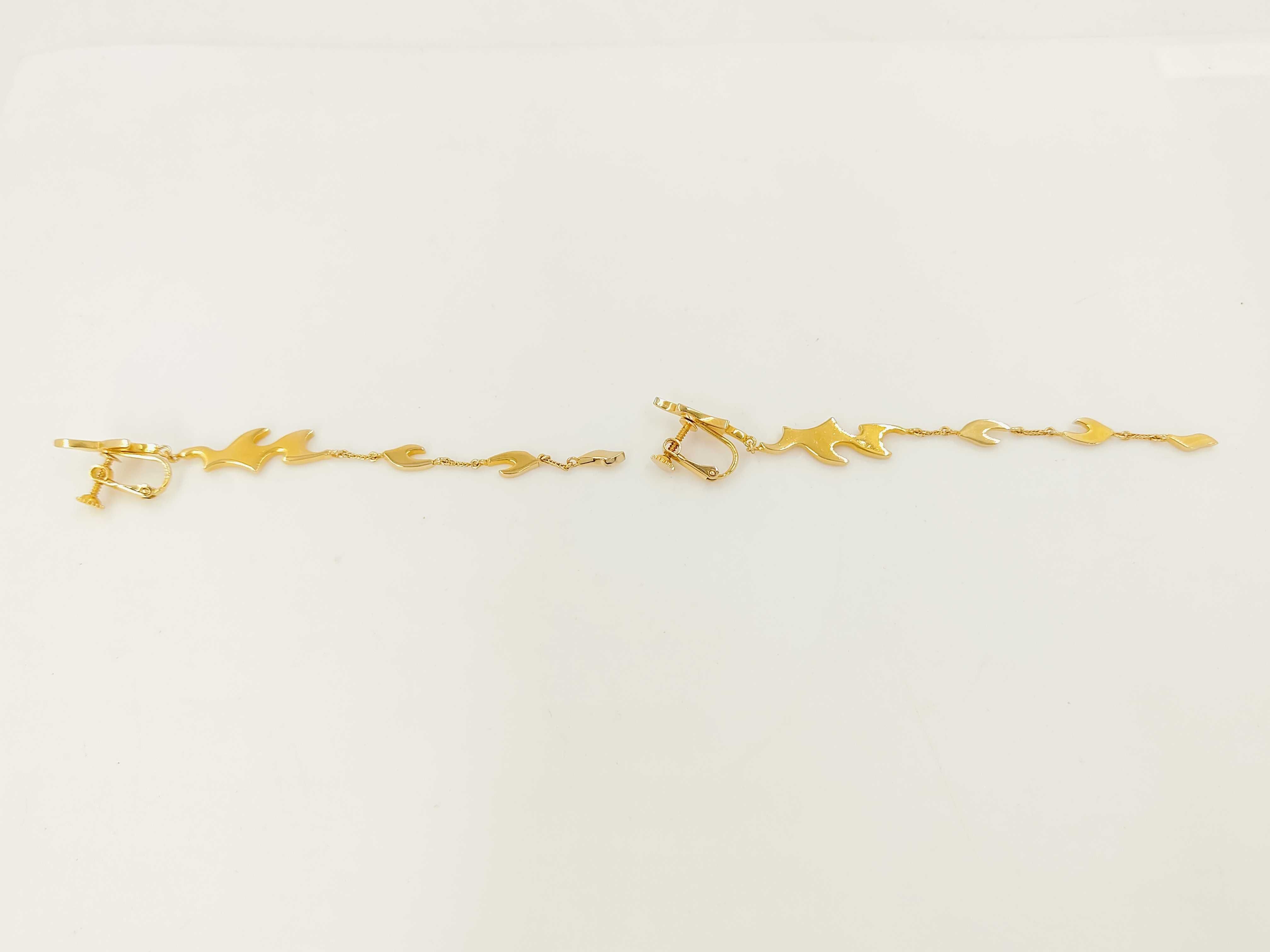 earrings — view 4