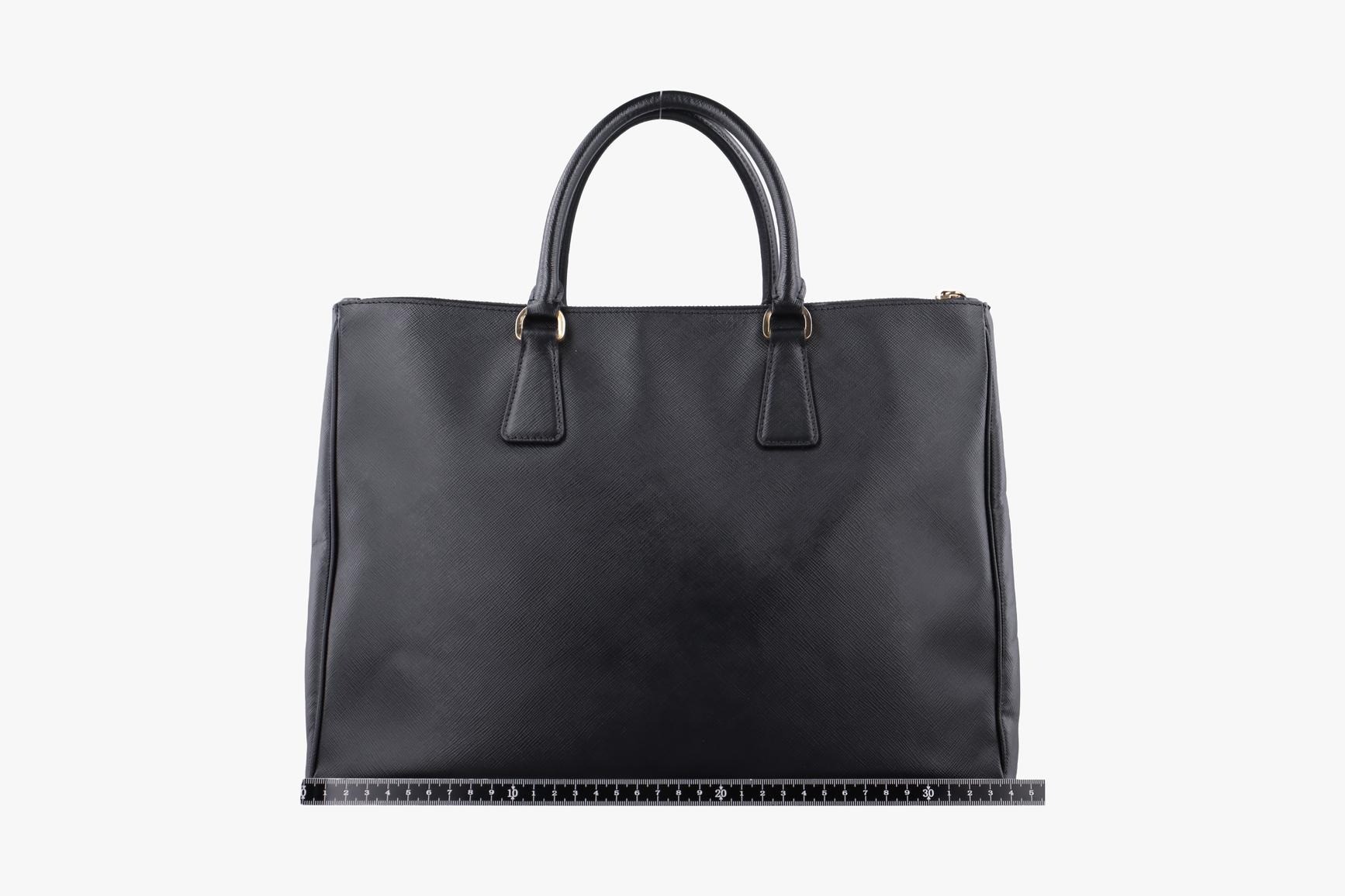 Galleria Saffiano Leather Black — view 2