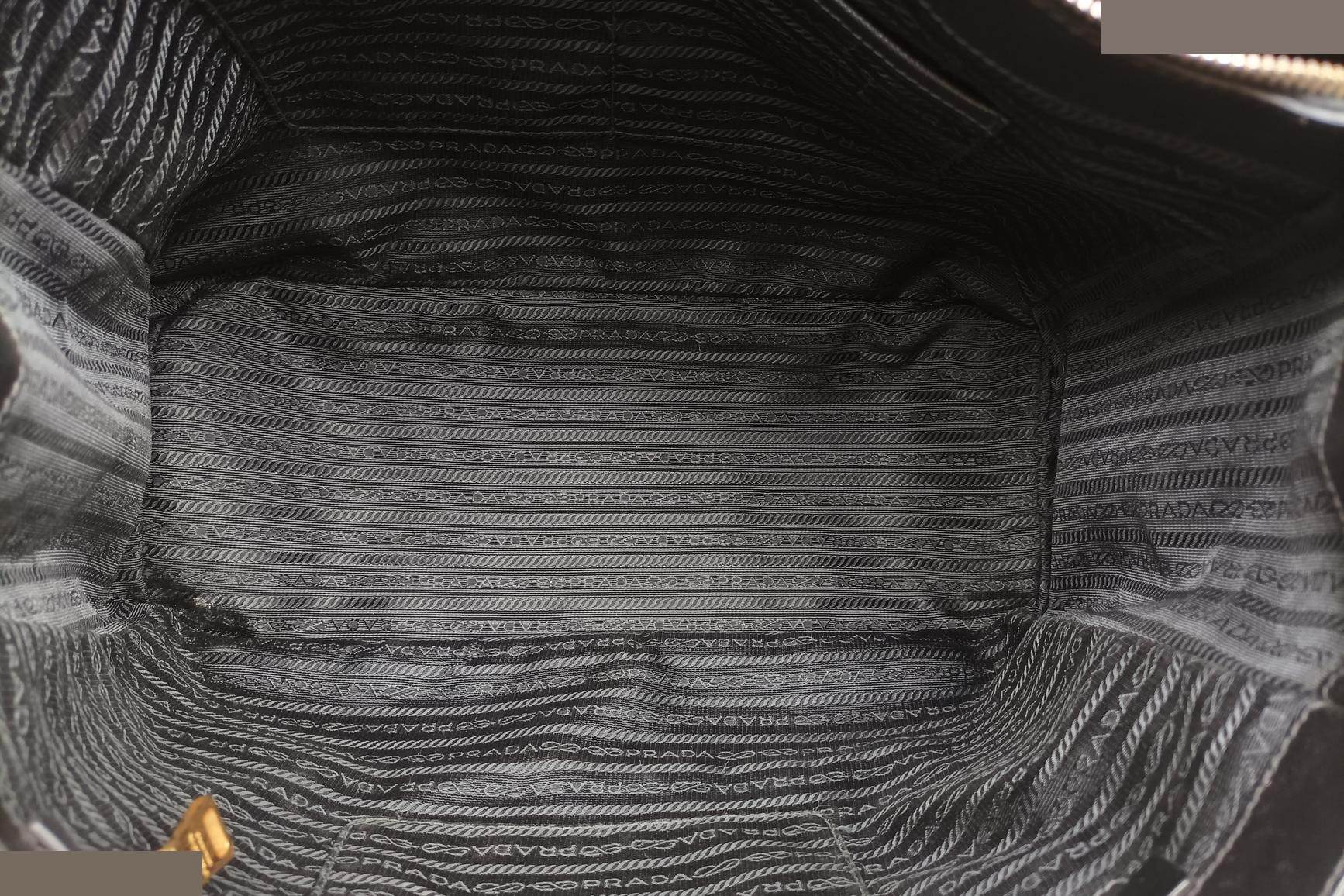 Galleria Saffiano Leather Black — view 6