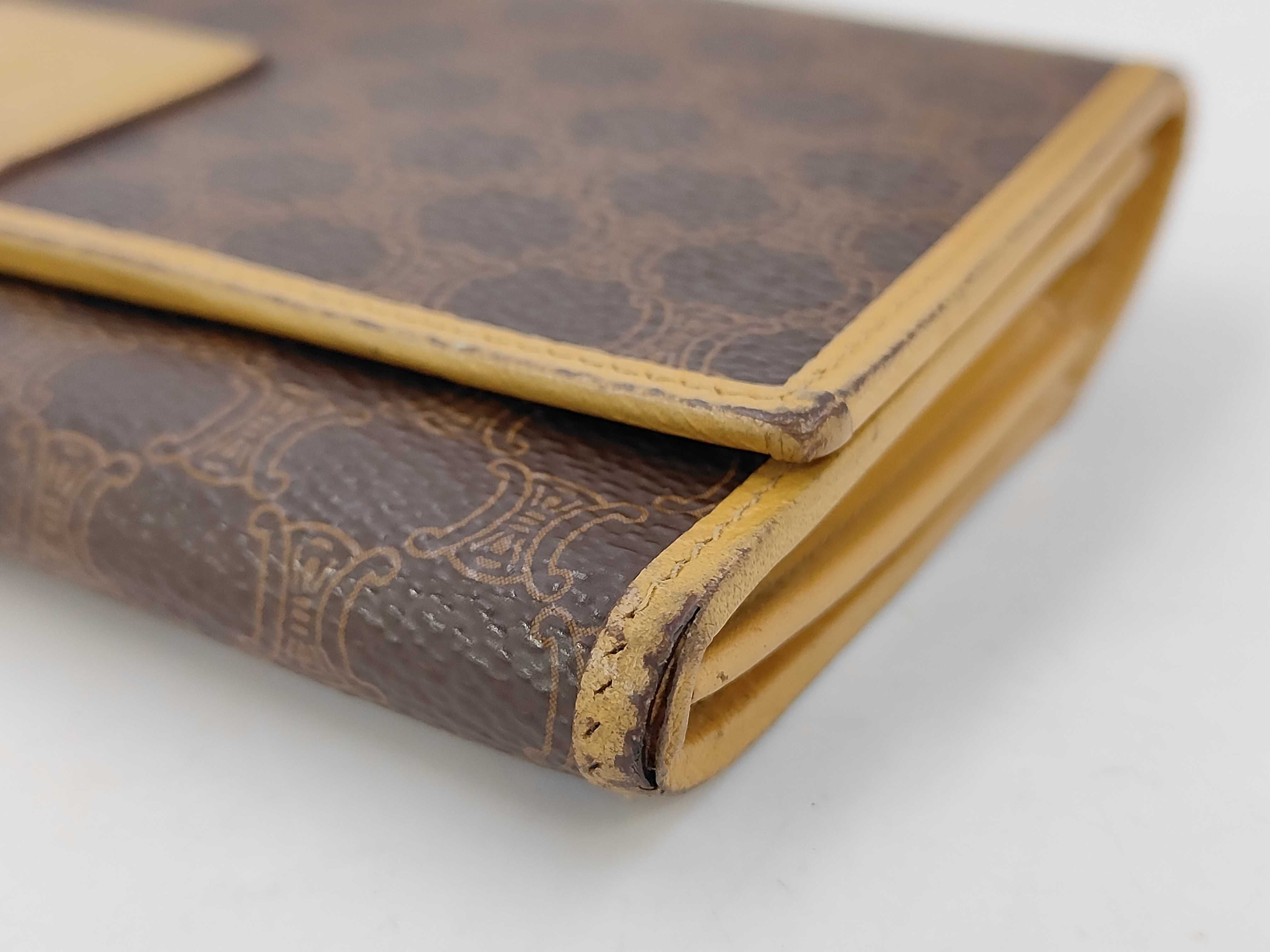 wallet — view 3