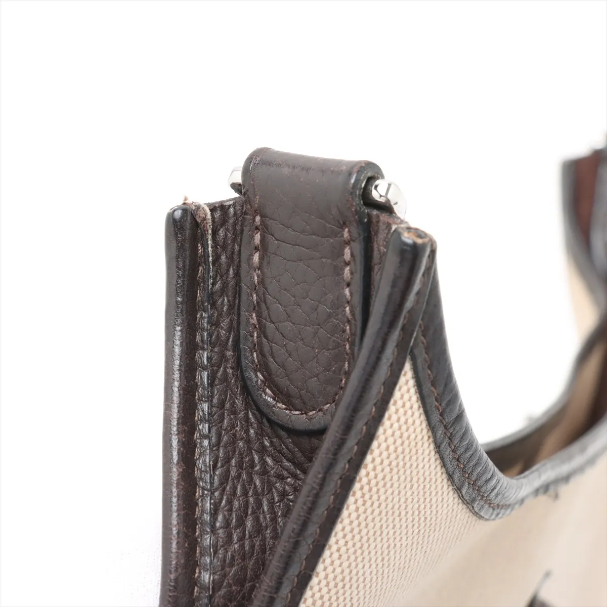 Evelyn 2 33 GM Toile ash x Taurillon Clemence Brown Silver hardware I:2005 — view 11