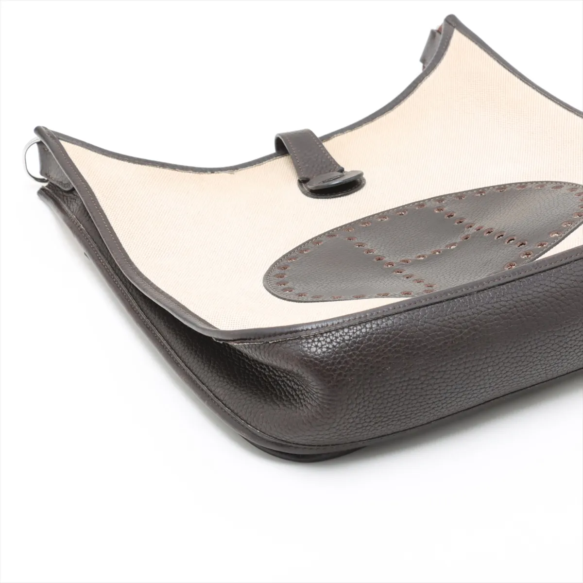 Evelyn 2 33 GM Toile ash x Taurillon Clemence Brown Silver hardware I:2005 — view 4