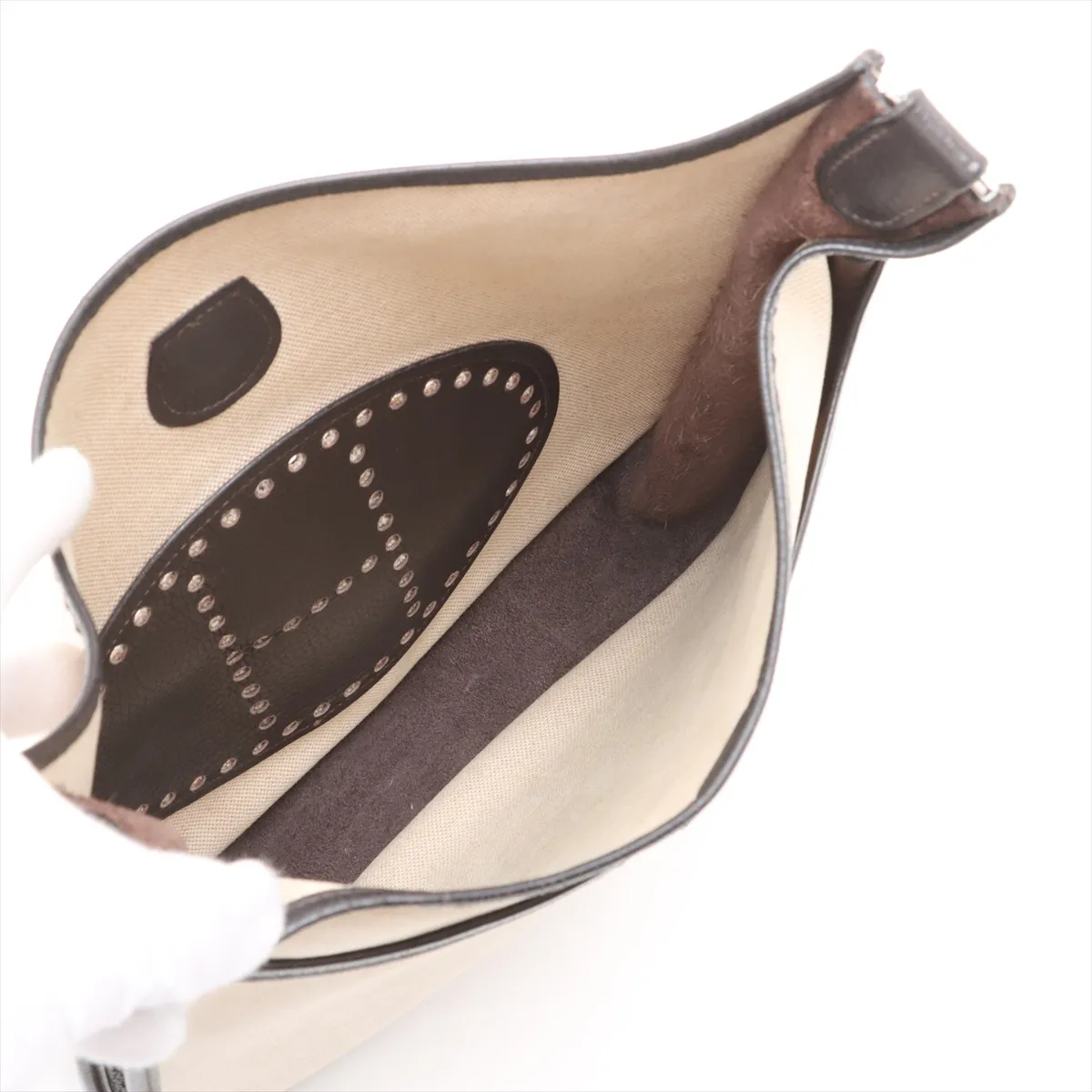Evelyn 2 33 GM Toile ash x Taurillon Clemence Brown Silver hardware I:2005 — view 6