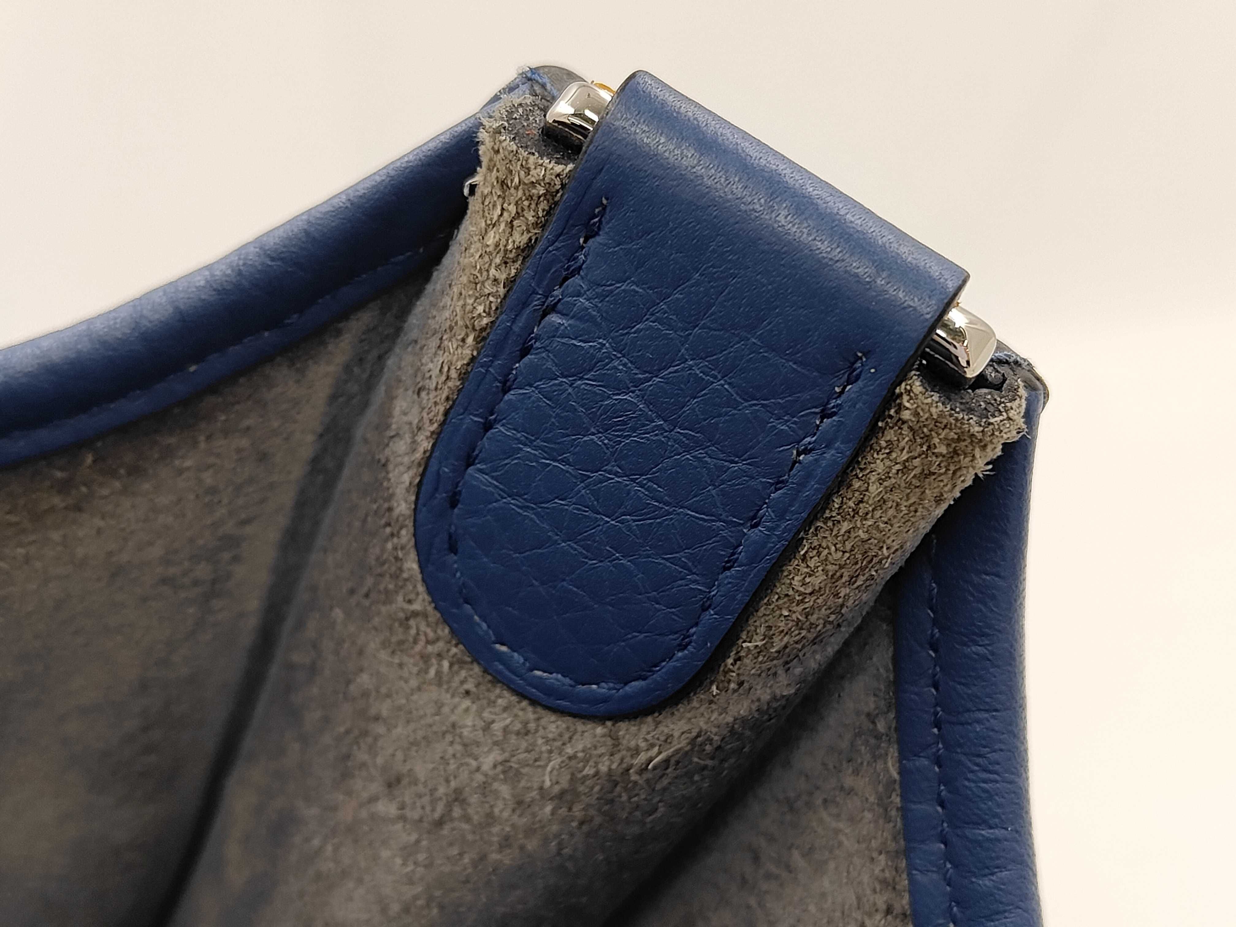 Evelyne 2169 3PM Taurillon leather, blue tones, silver hardware, X stamp, shoulder bag — view 11