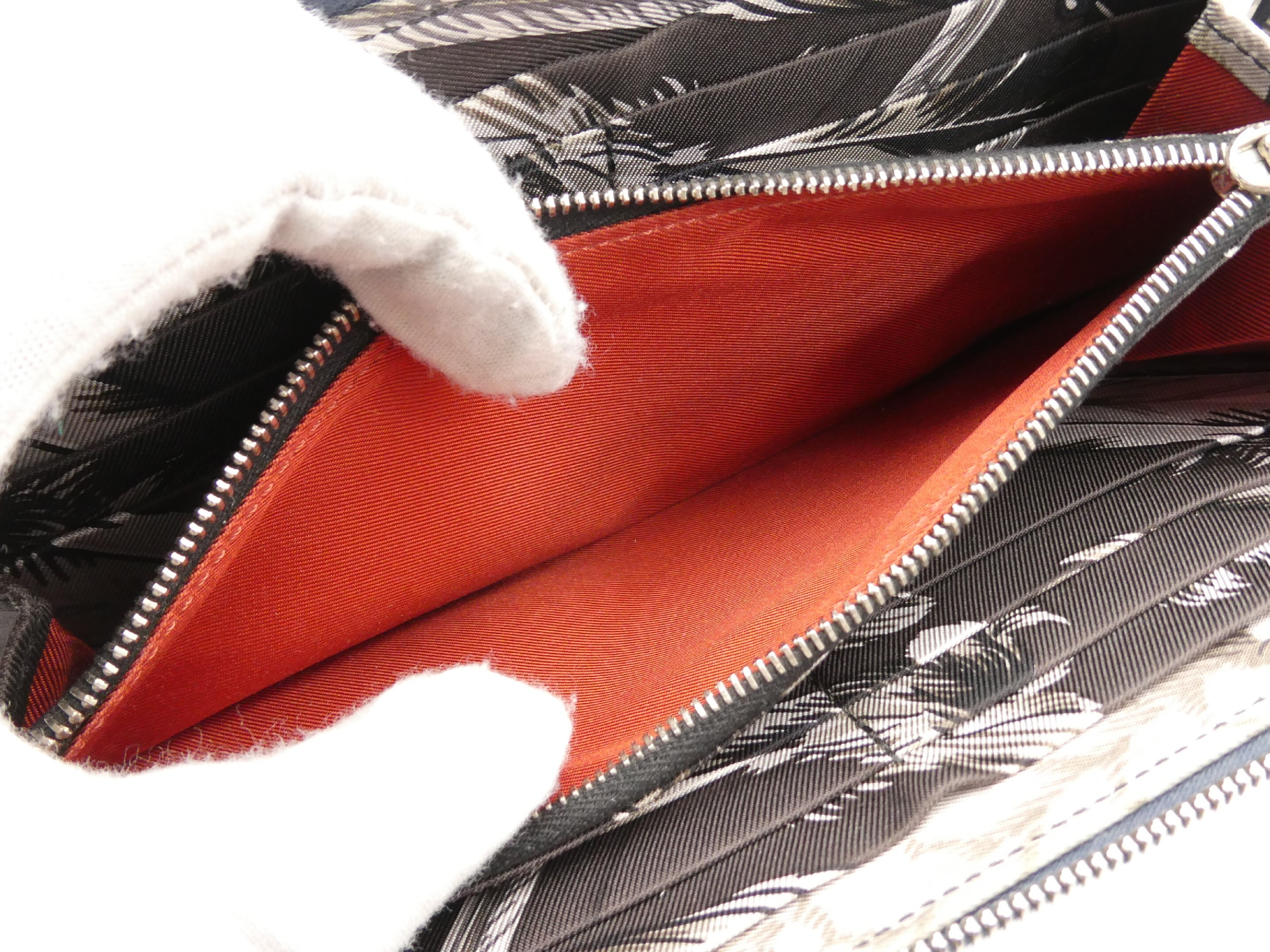 Azap Long Silk In T-stamped wallet — view 8