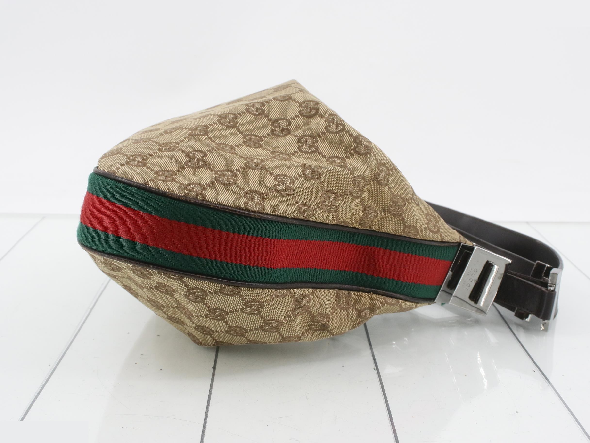 GG canvas shoulder bag — view 3