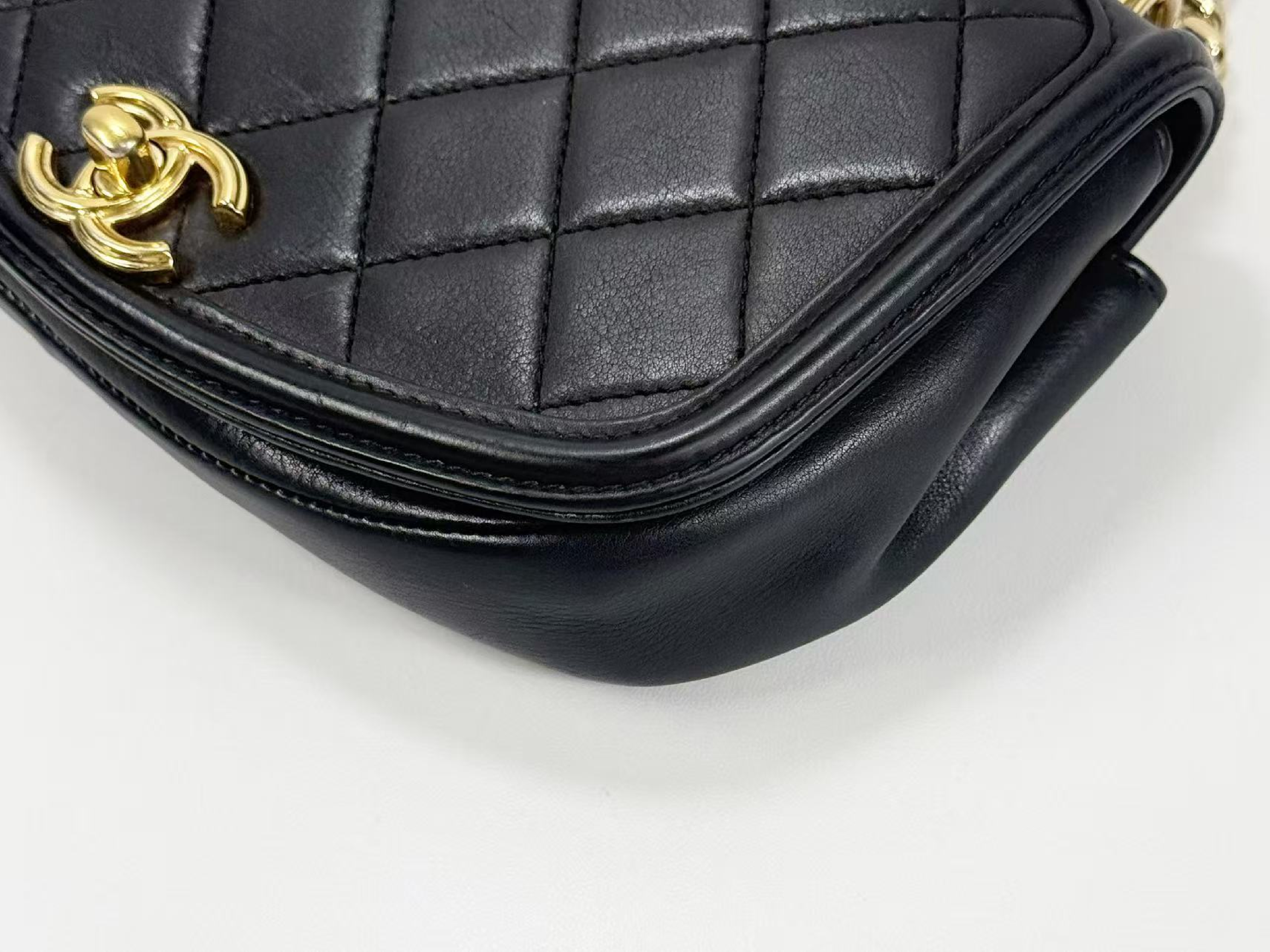 Black Matelassé Tanlock Double Chain Shoulder Bag, W20/H14/D6cm (approx.), serial number in the 28 range, with authenticity card and seal, gold hardware, 28342156. — view 12