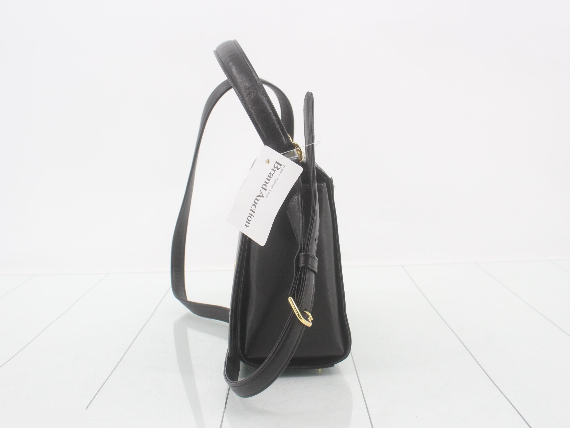 (Bag) - Shoulder Bag — view 3