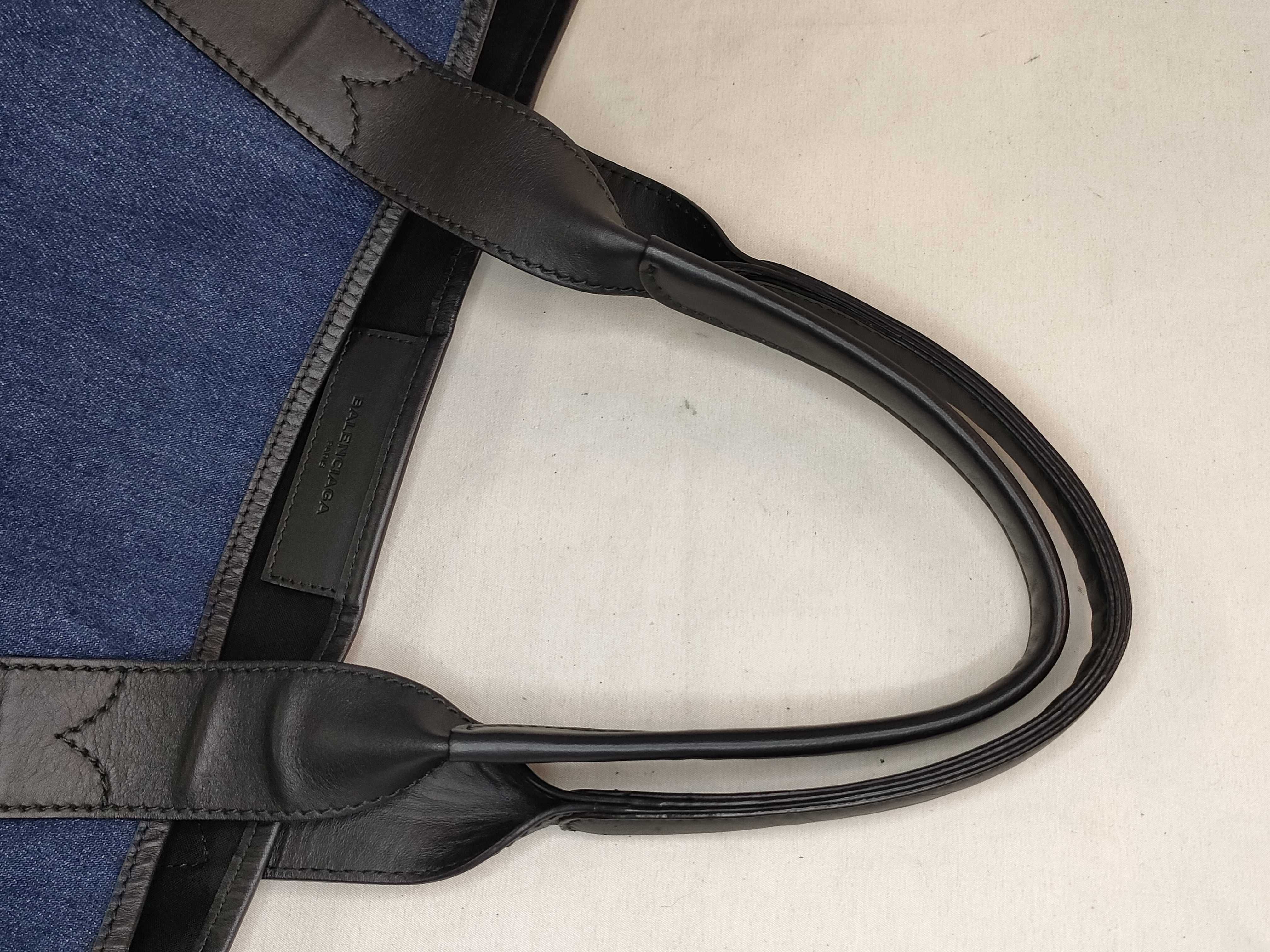 Navy Cabas M Tote Bag — view 3