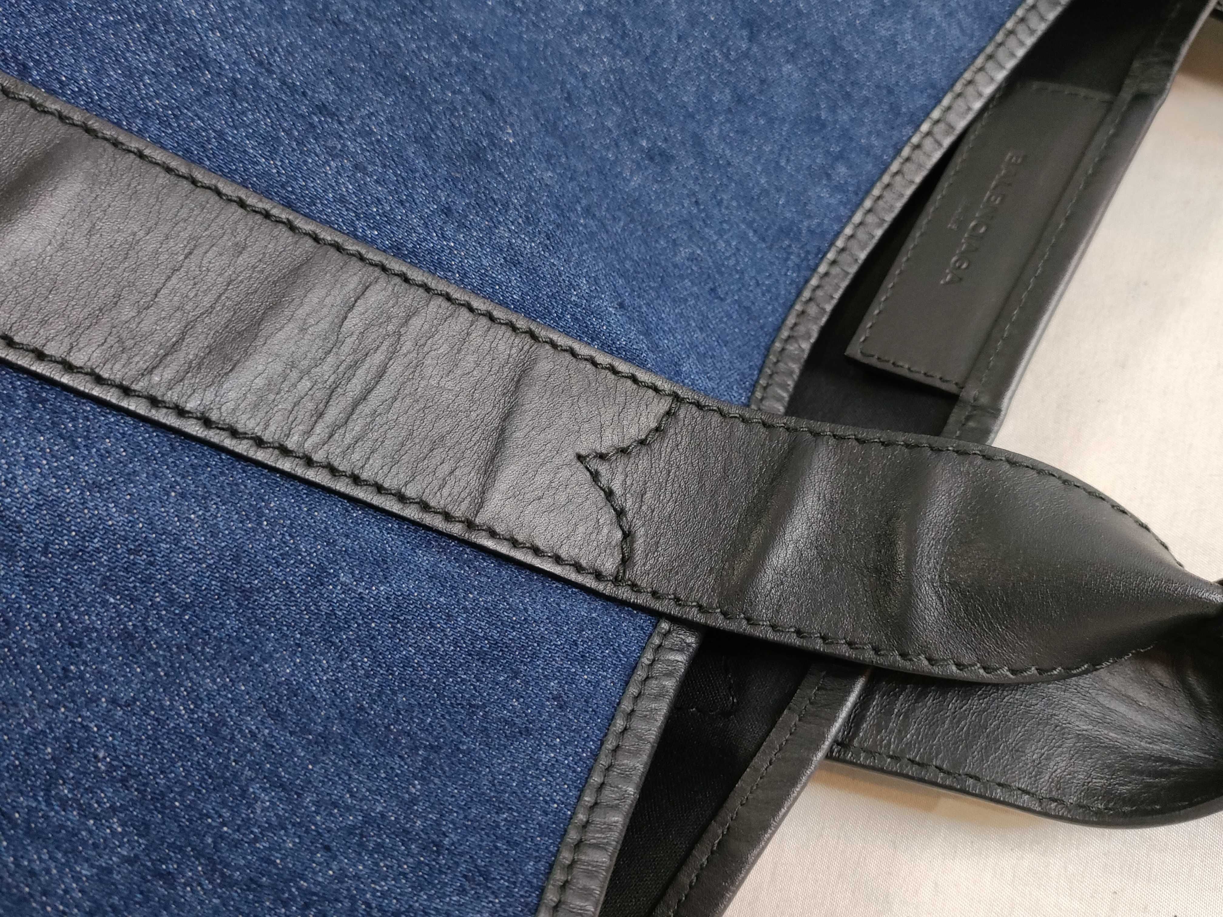 Navy Cabas M Tote Bag — view 5