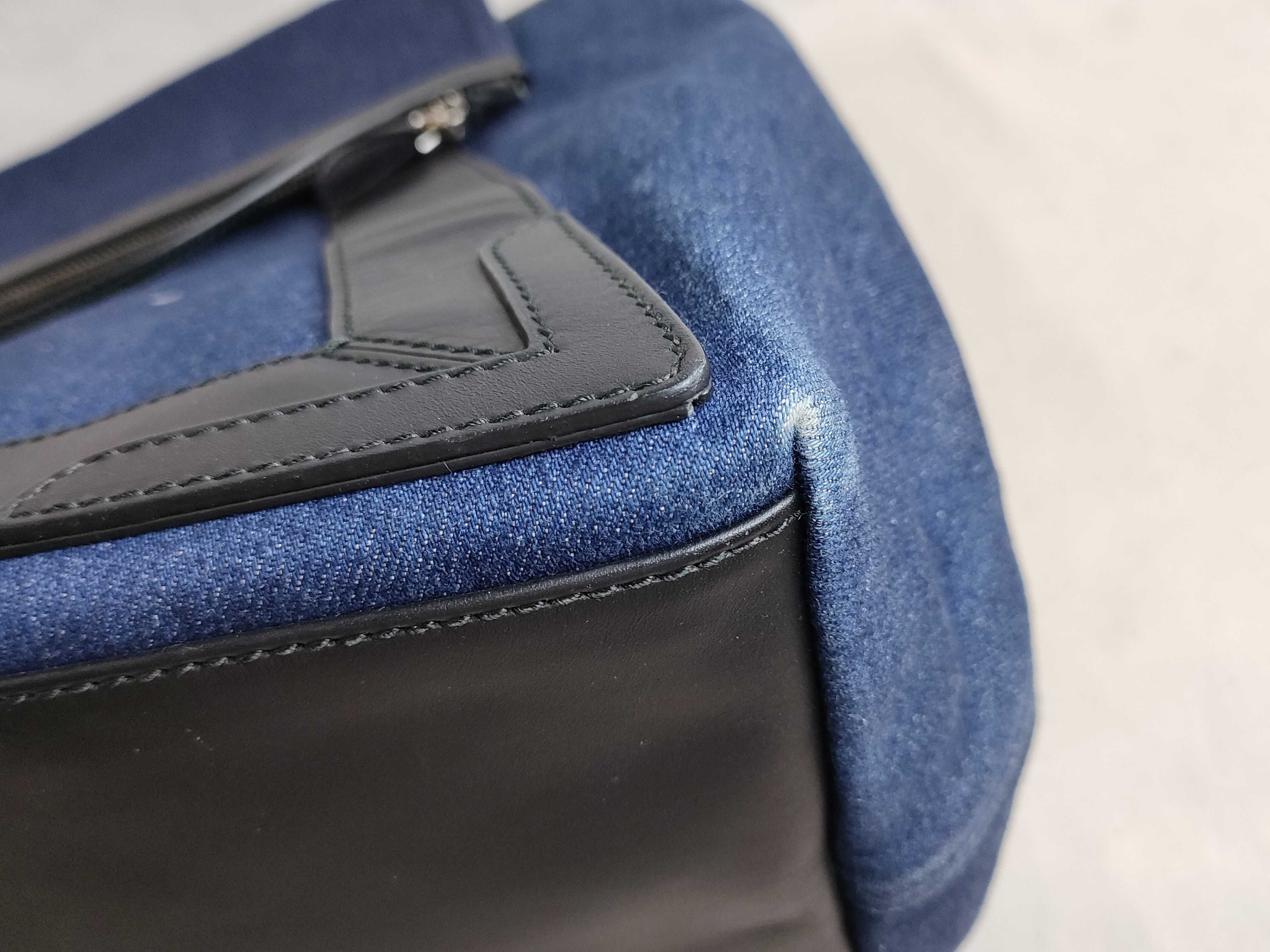 Navy Cabas M Tote Bag — view 6