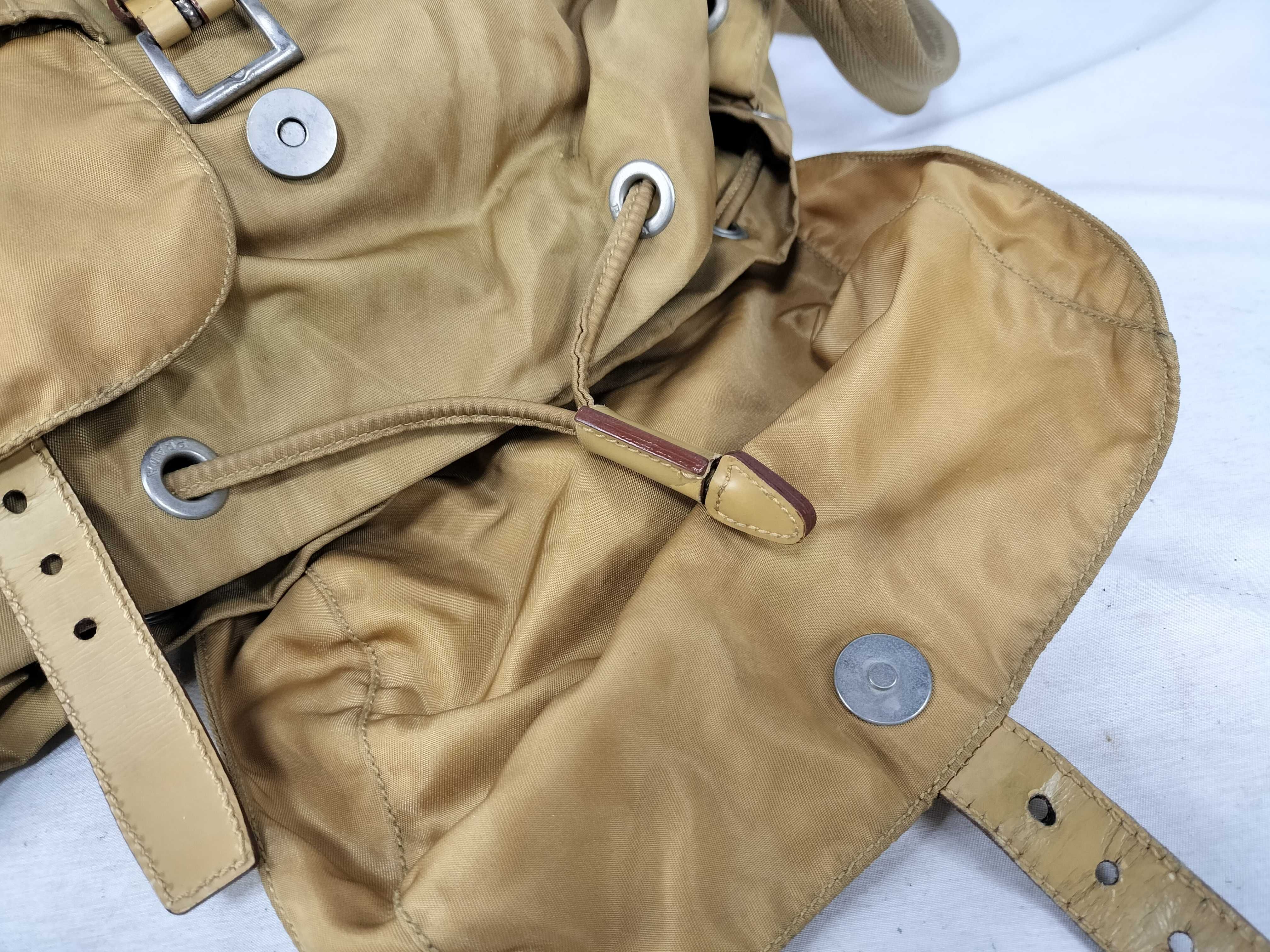 nylon backpack with Prada triangular logo. — view 8