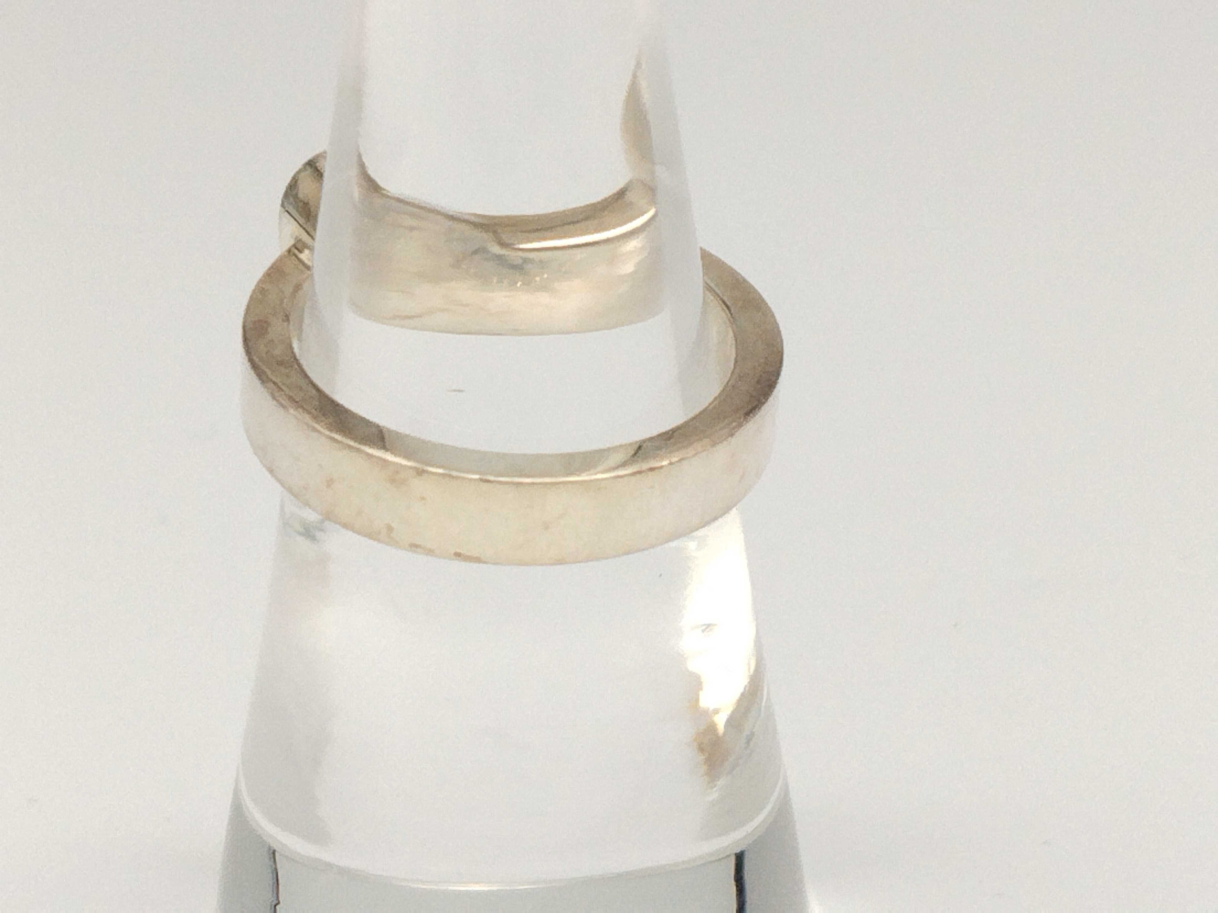 (Gucci) trademark heart logo plate sterling silver (925) ring. — view 3