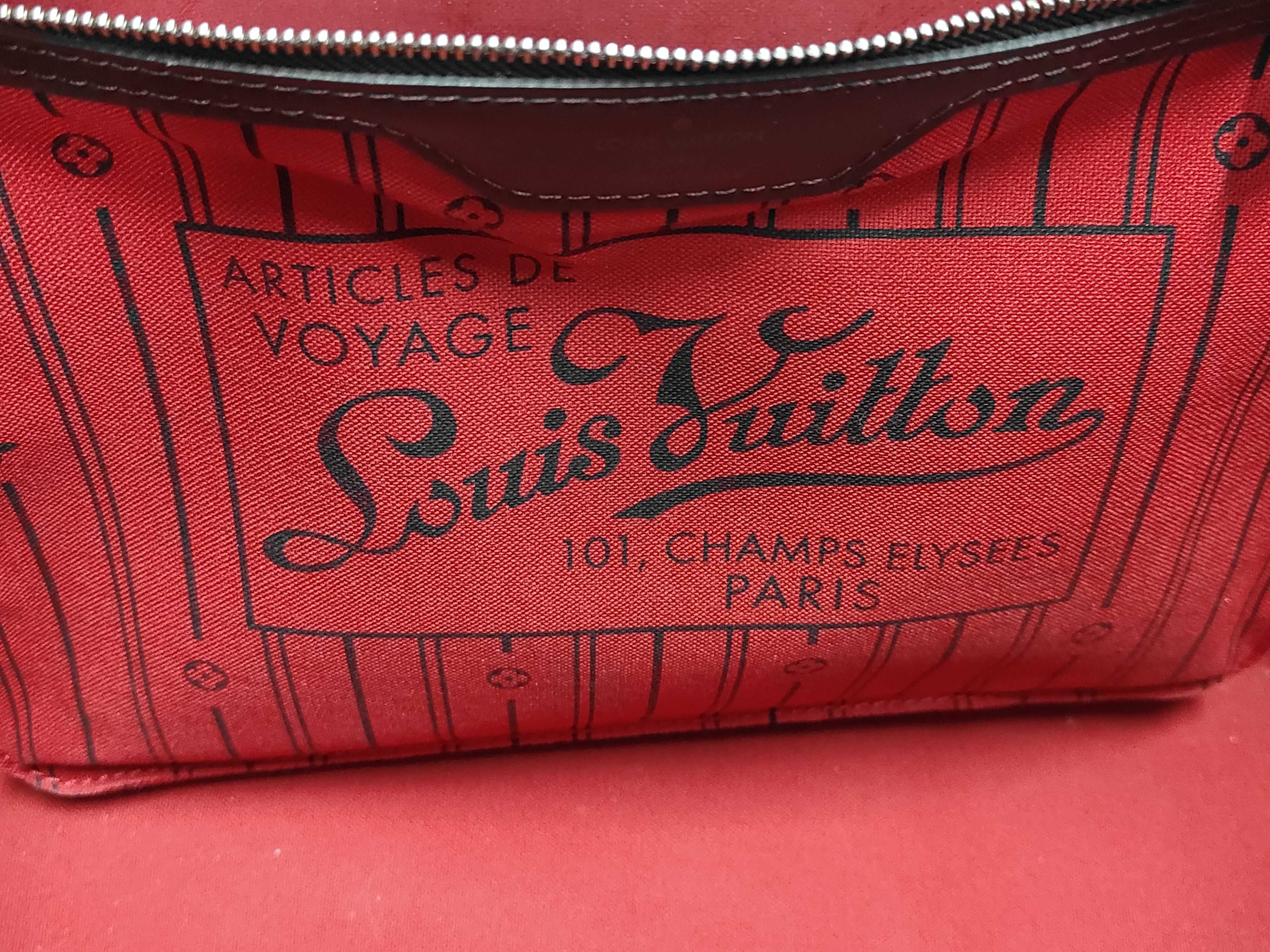 Damier Neverfull MM Tote Bag — view 10