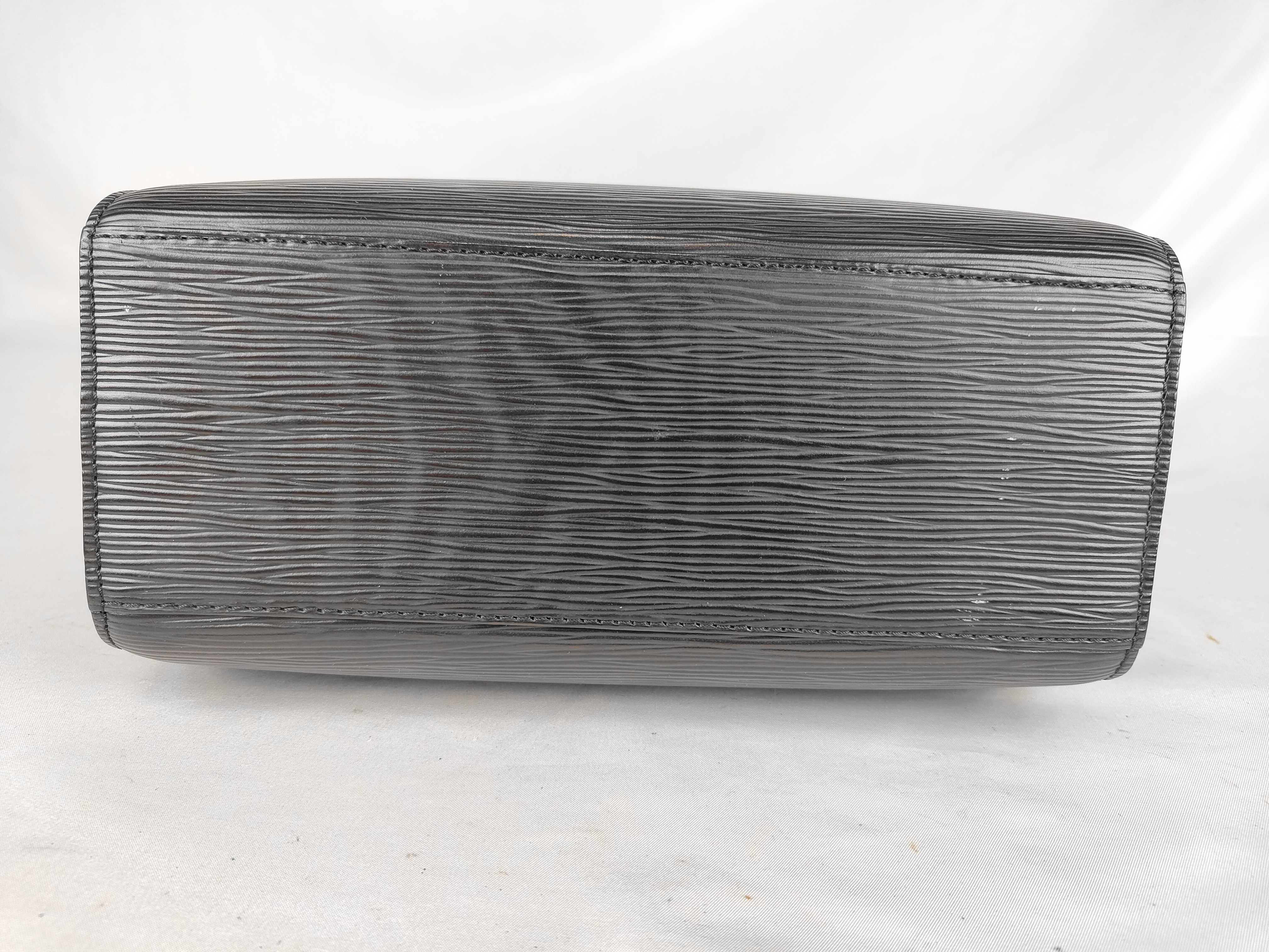 Epi Pont Neuf Handbag — view 9