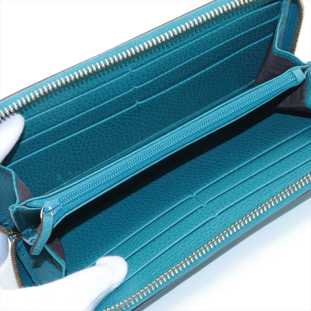 Interlocking G 449347 PVC x Leather Round Zip Wallet Blue G Stamp — view 3
