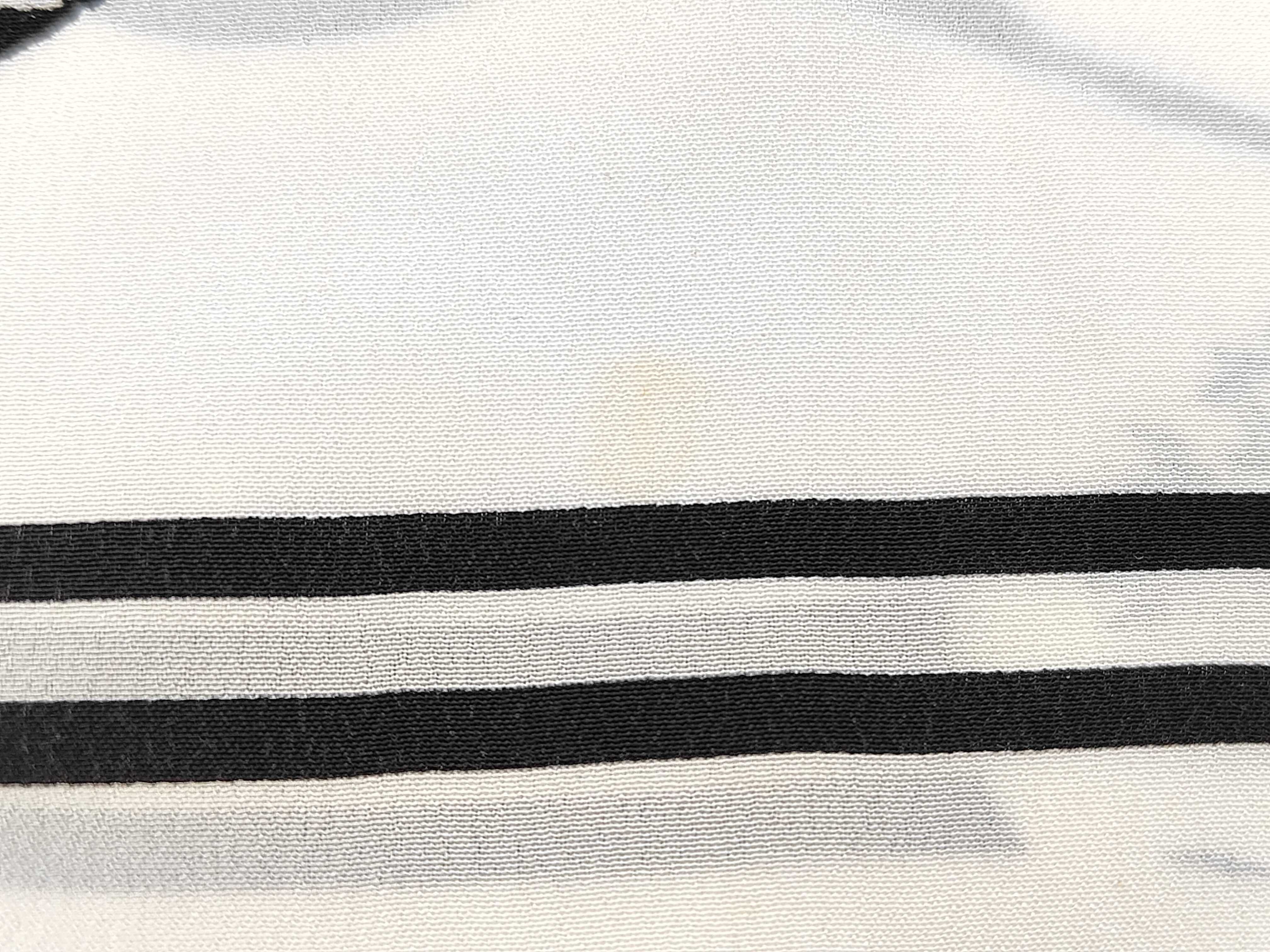 Serial number unknown / Scarf / Silk Other accessories — view 7