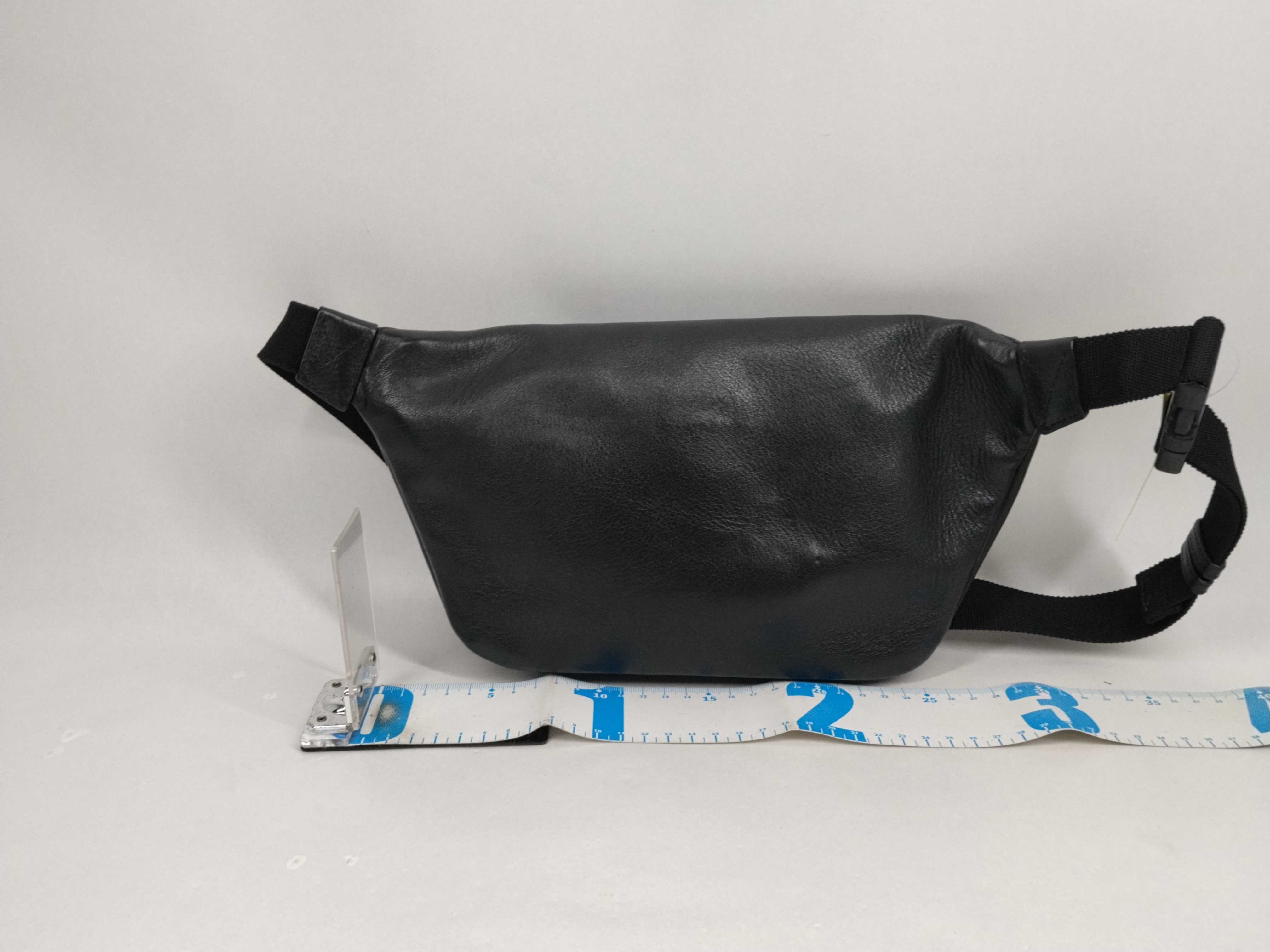 Body Bag Leather Shoulder Bag — view 2