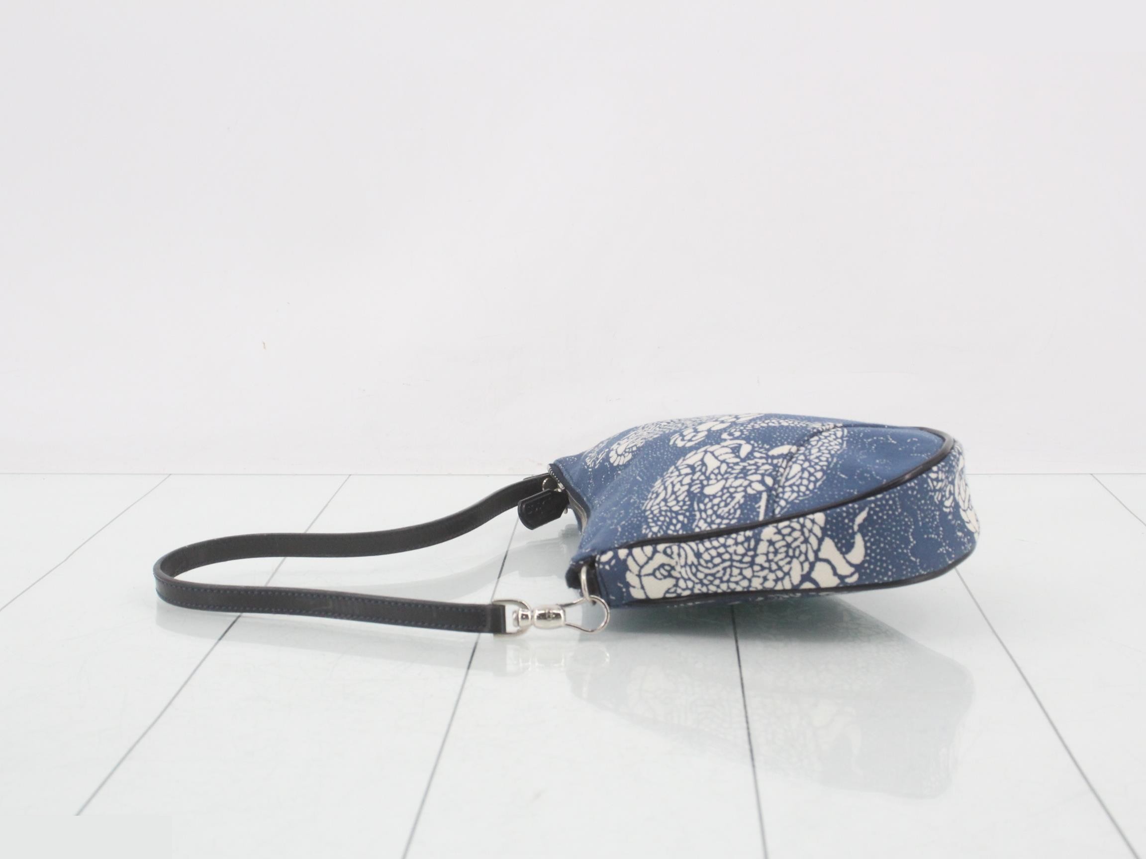 Saddle Canvas One-Shoulder Bag — view 4