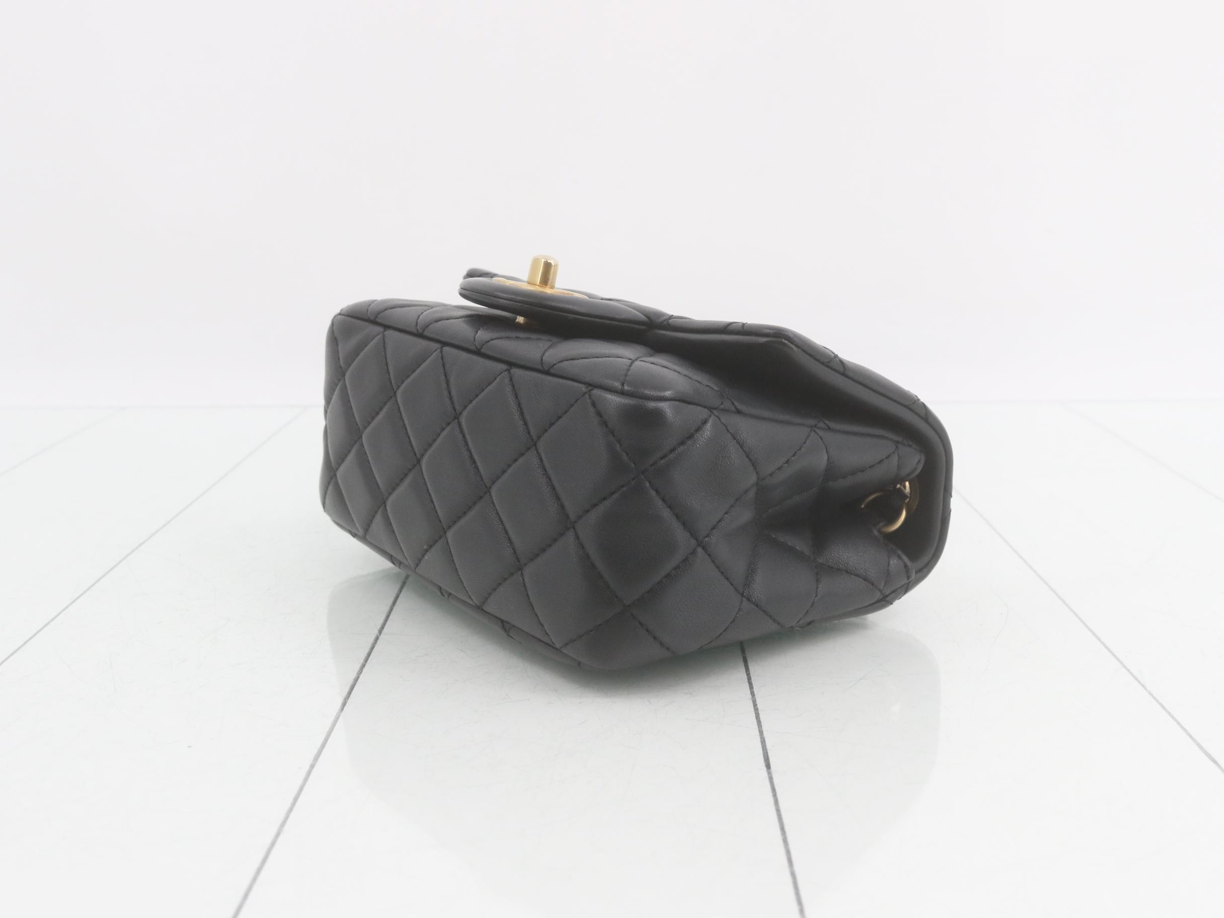 Matelassé Lambskin Turnlock Chain Shoulder Bag — view 6