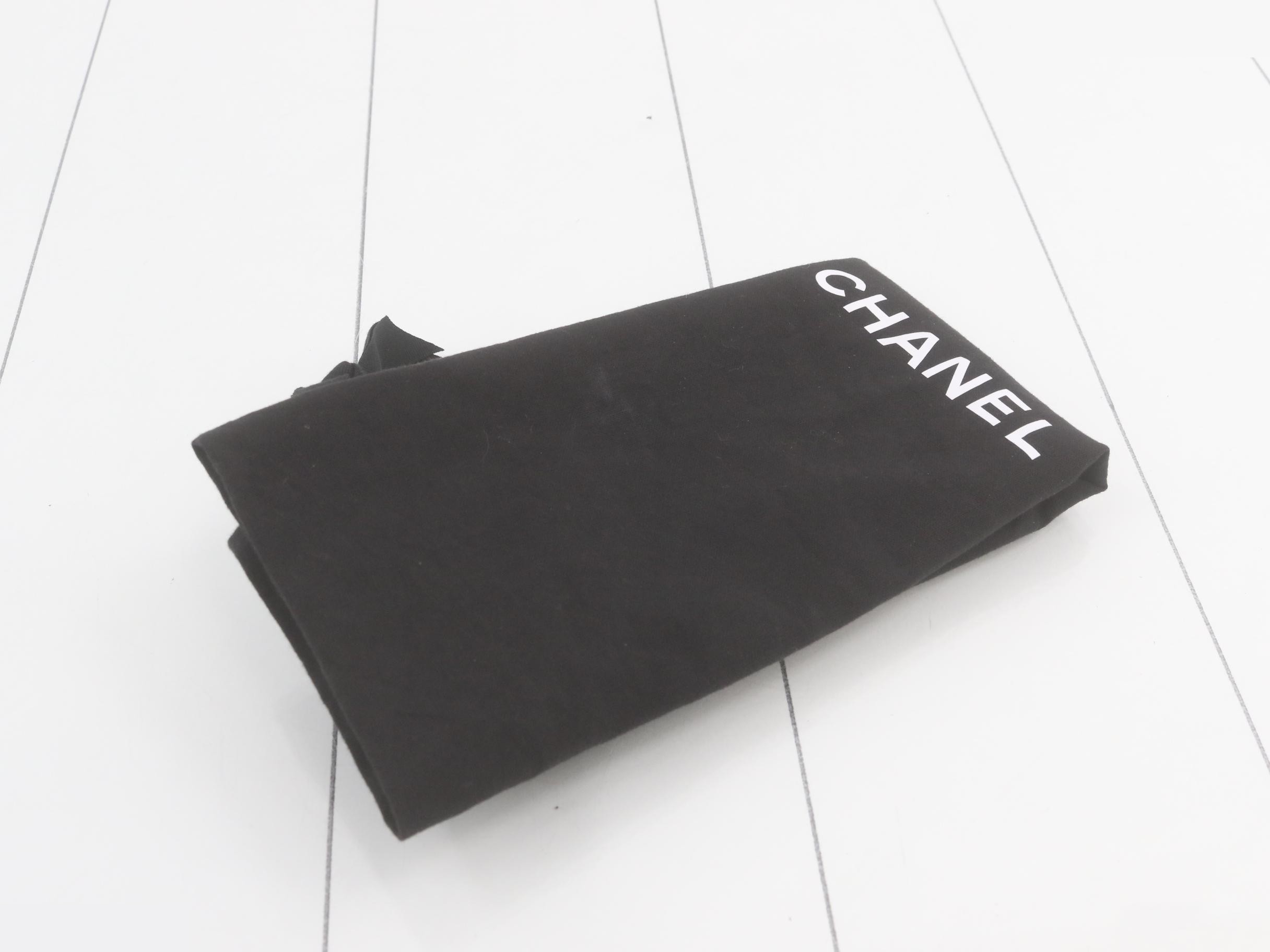 Matelassé Lambskin Turnlock Chain Shoulder Bag — view 7