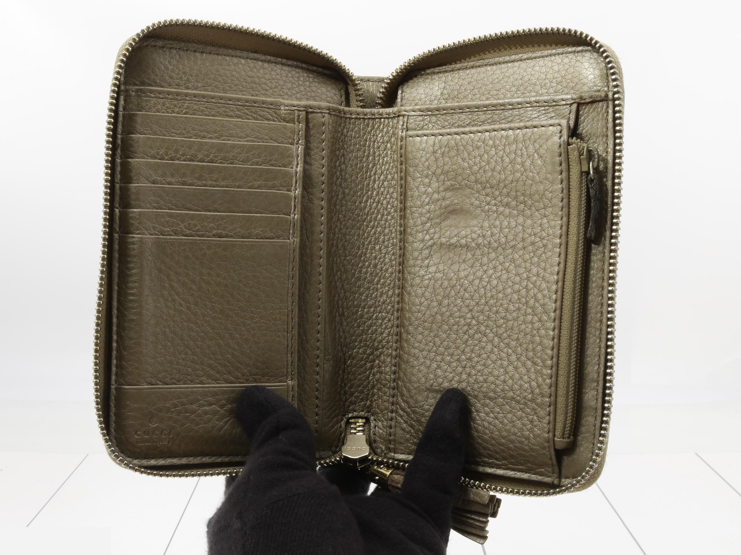 Interlocking G Wallet — view 4