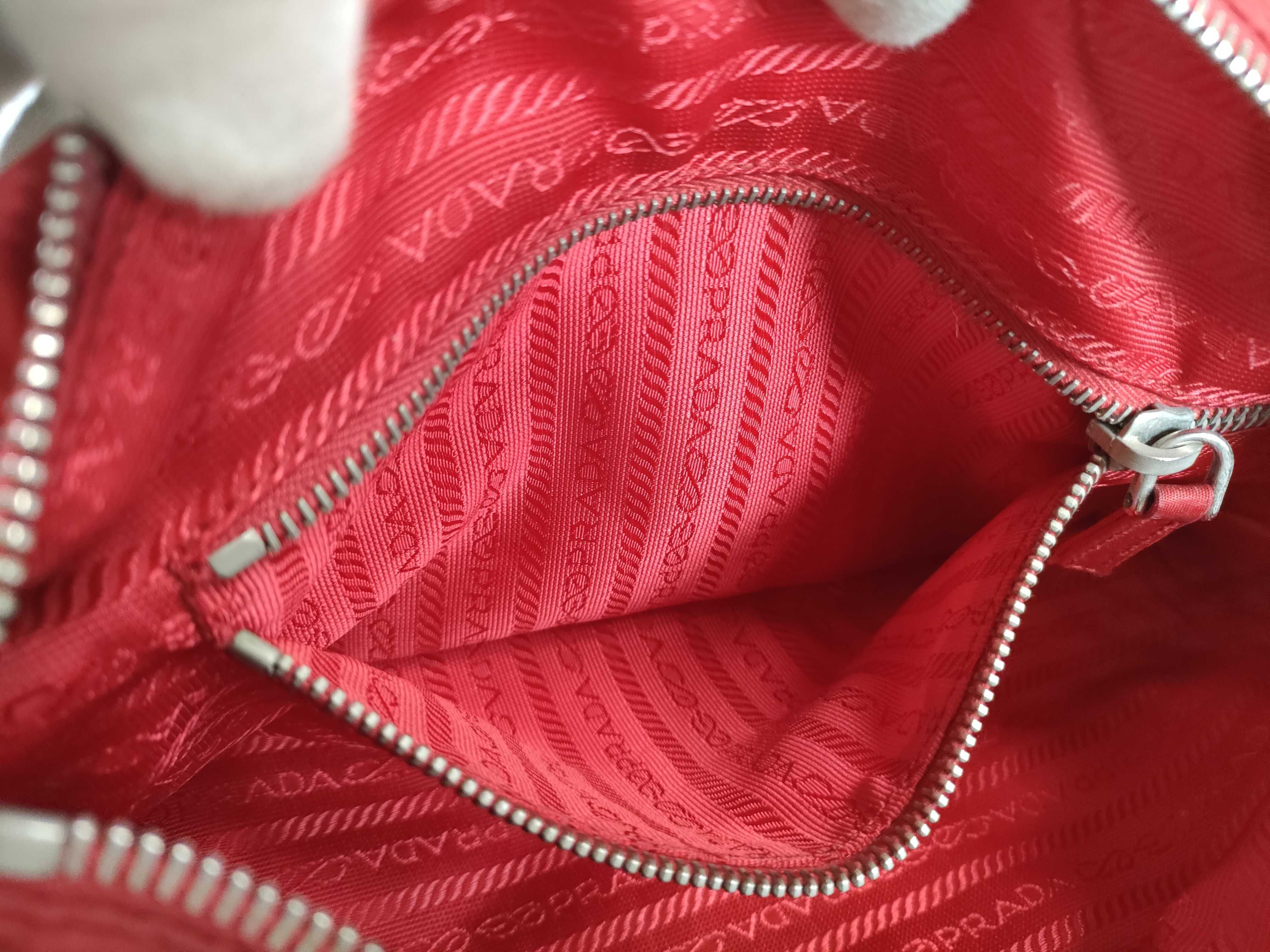 Nylon Messenger Shoulder Bag — view 15