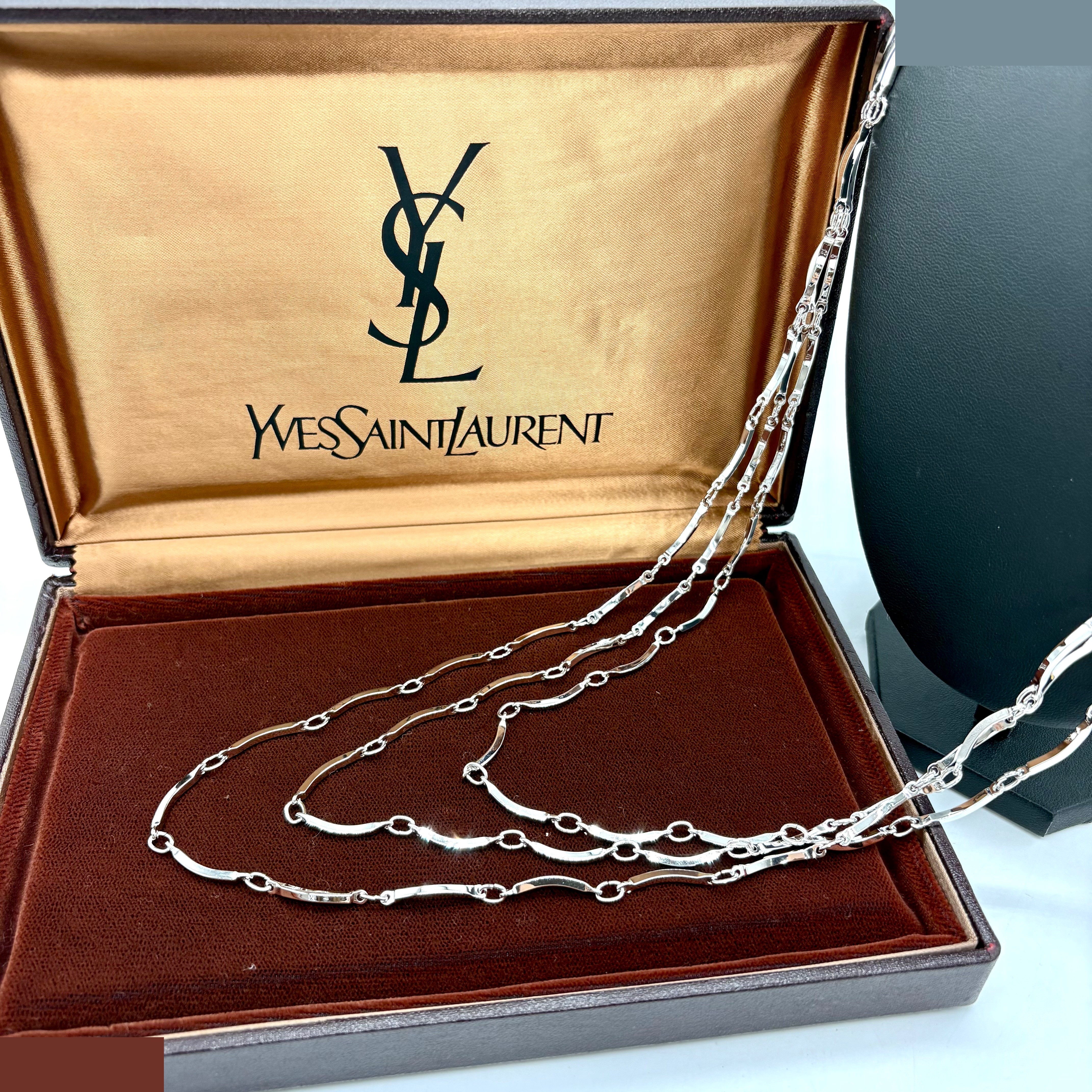 Silver necklace, neck circumference approximately 84 cm — view 2