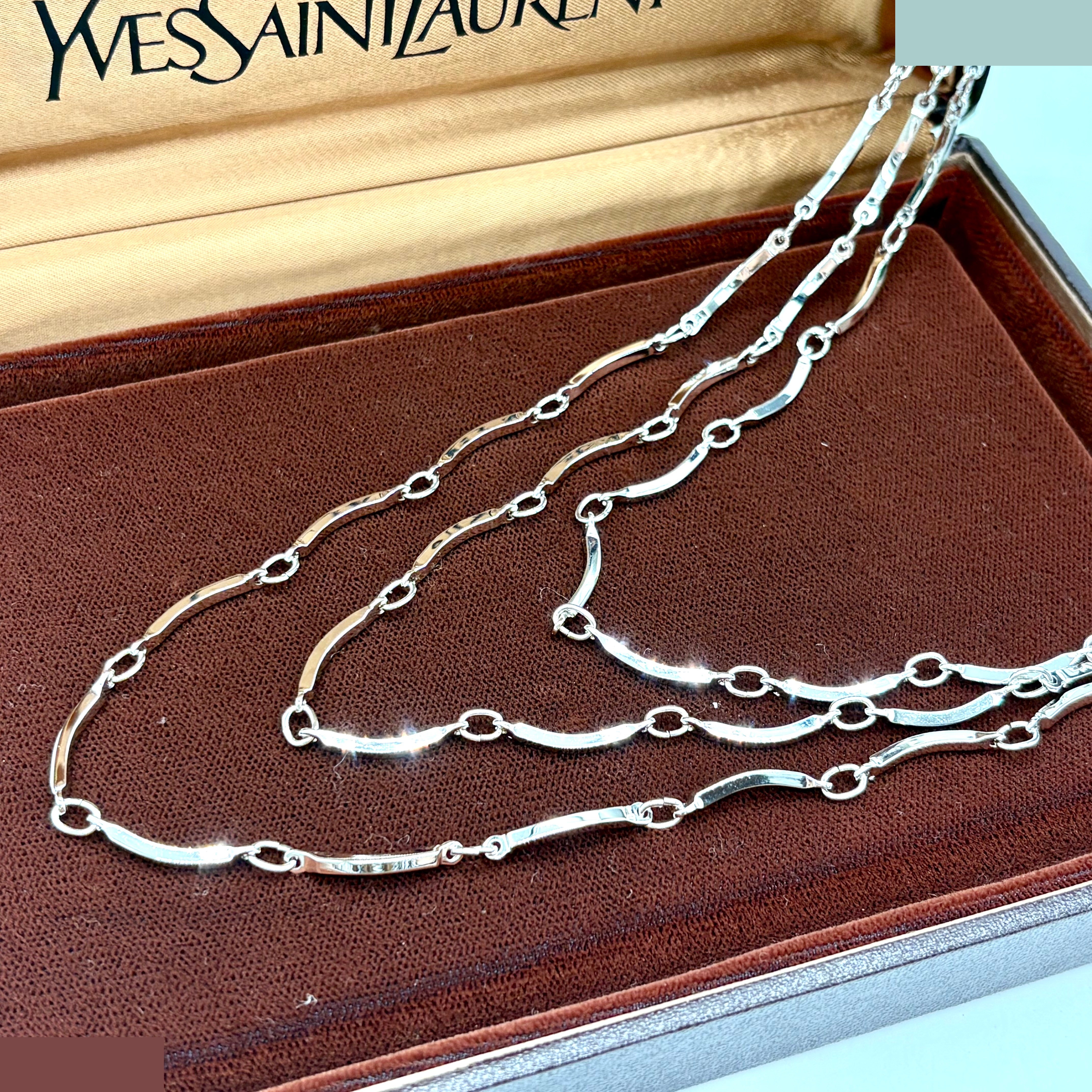 Silver necklace, neck circumference approximately 84 cm — view 3