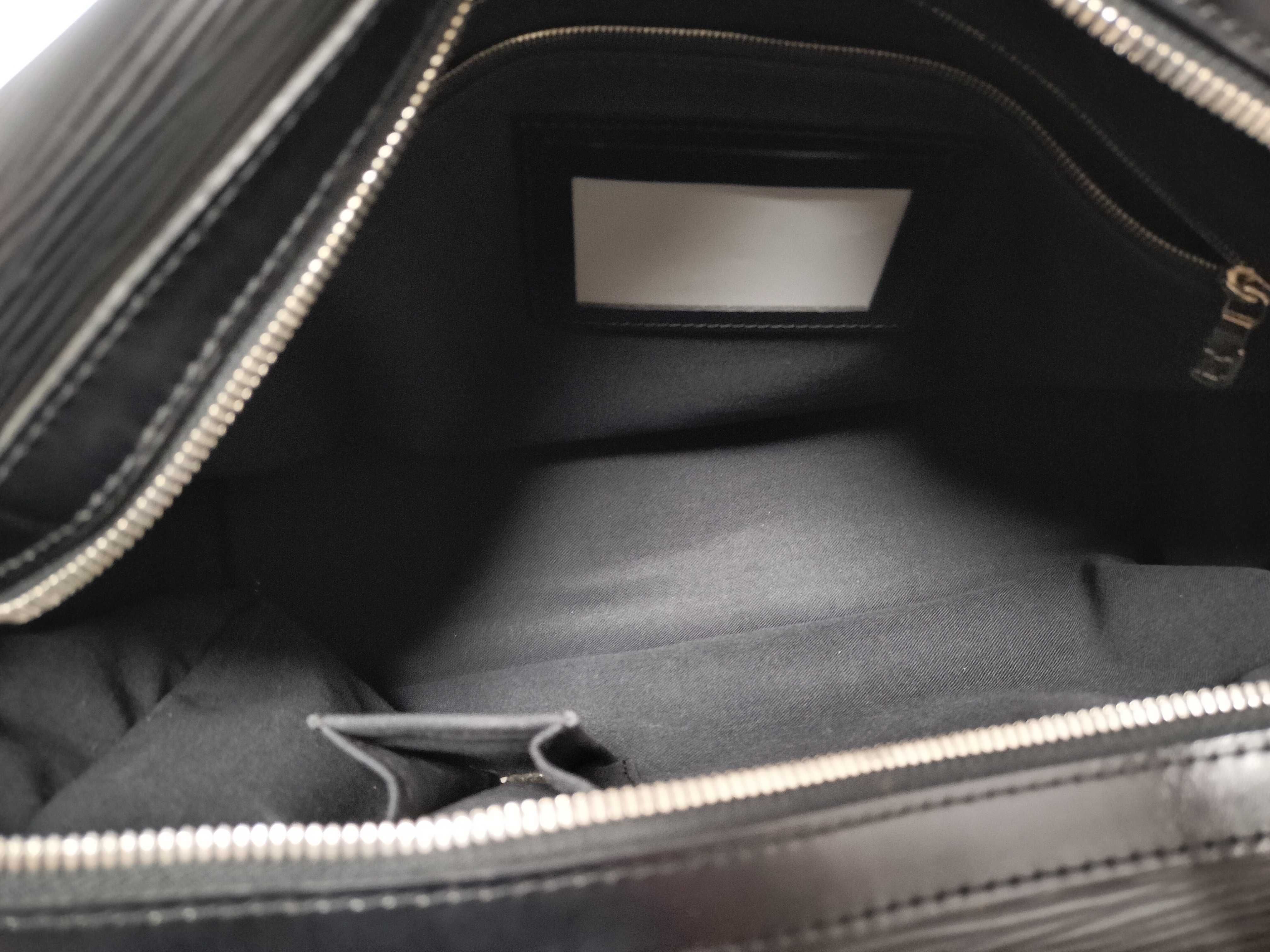 Epi Bourget/Epi/Noir/M42392/CA2097 Handbag — view 11