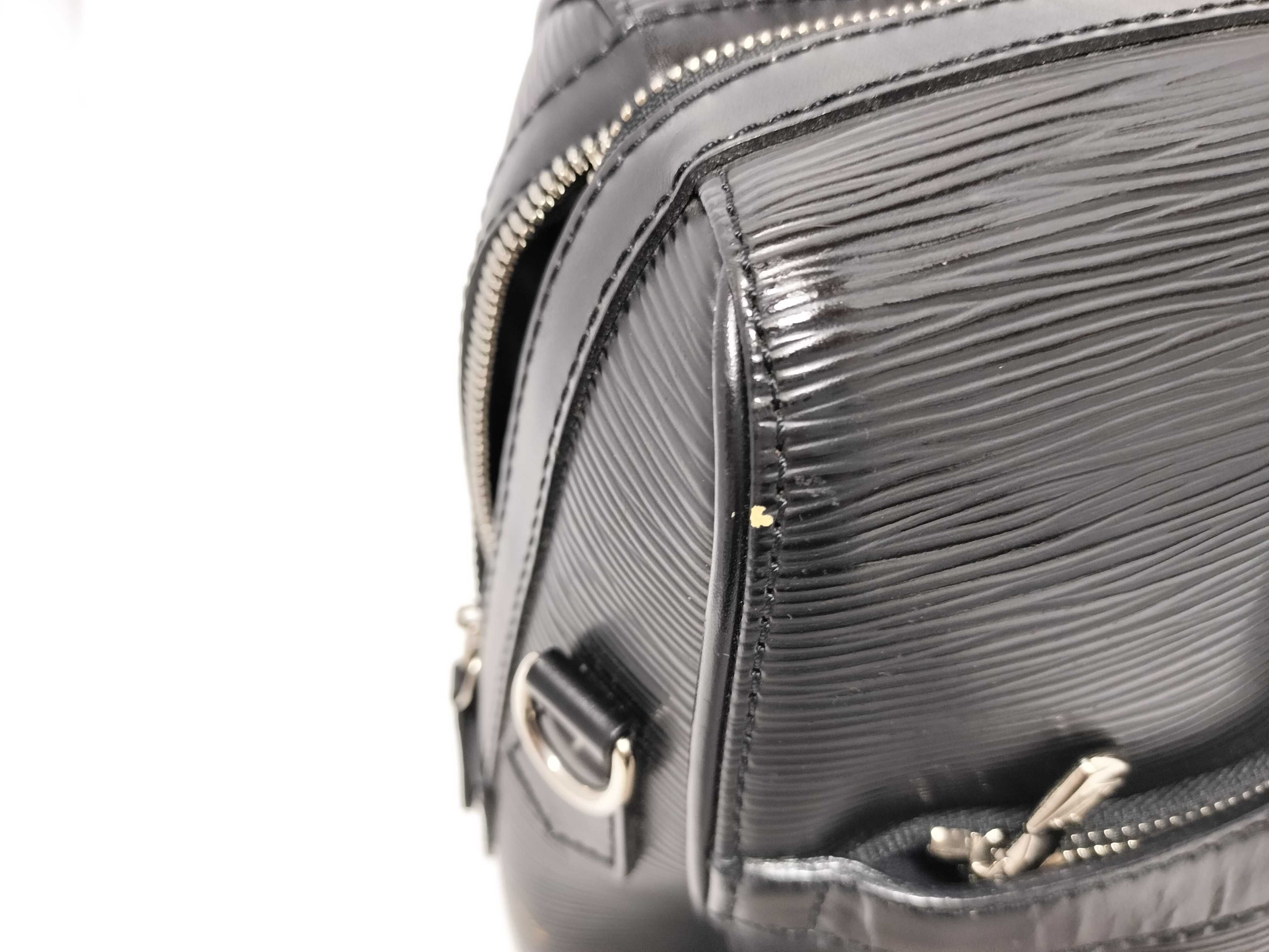 Epi Bourget/Epi/Noir/M42392/CA2097 Handbag — view 10