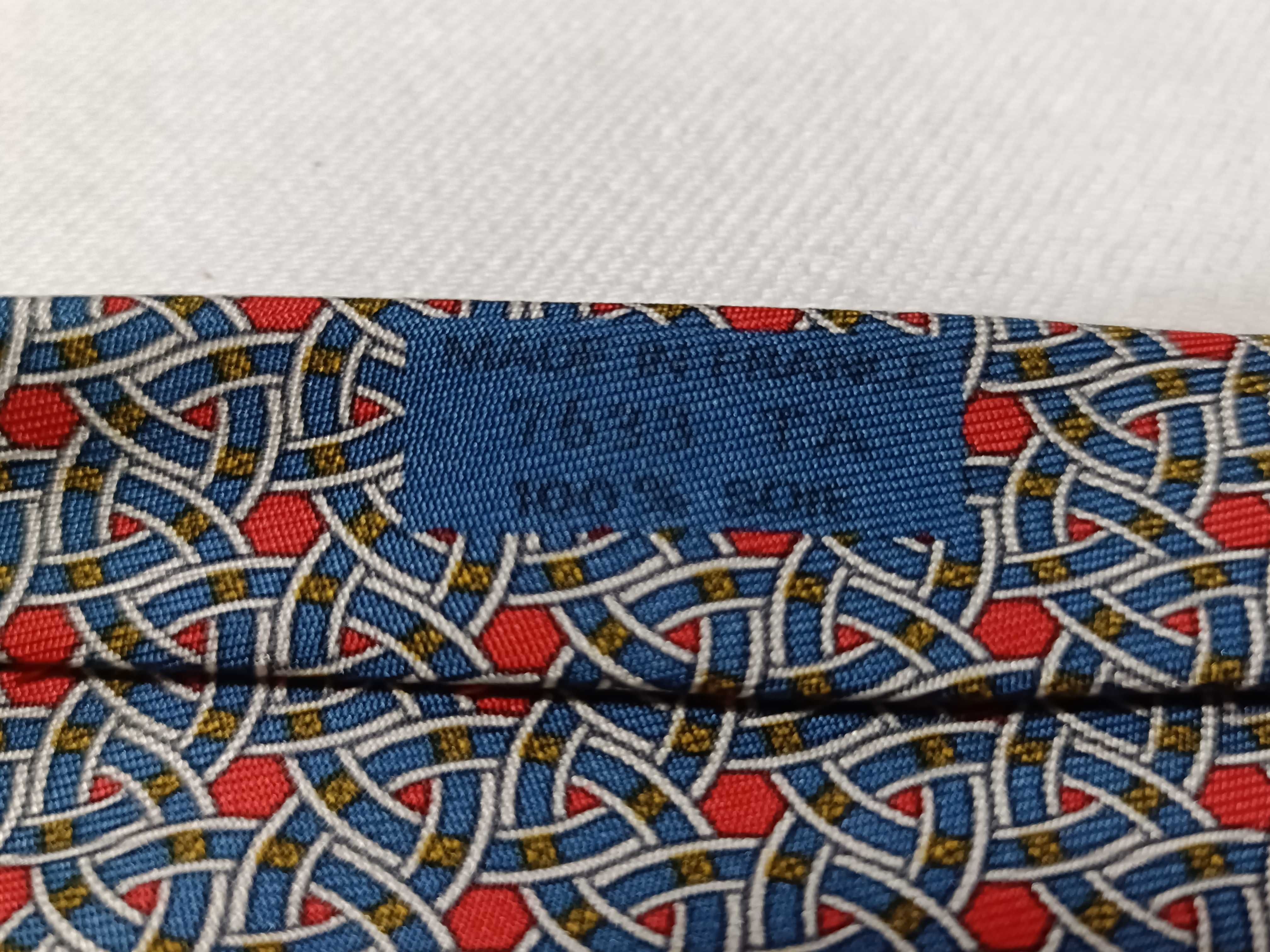Geometric Pattern Tie and Other Accessories — view 4