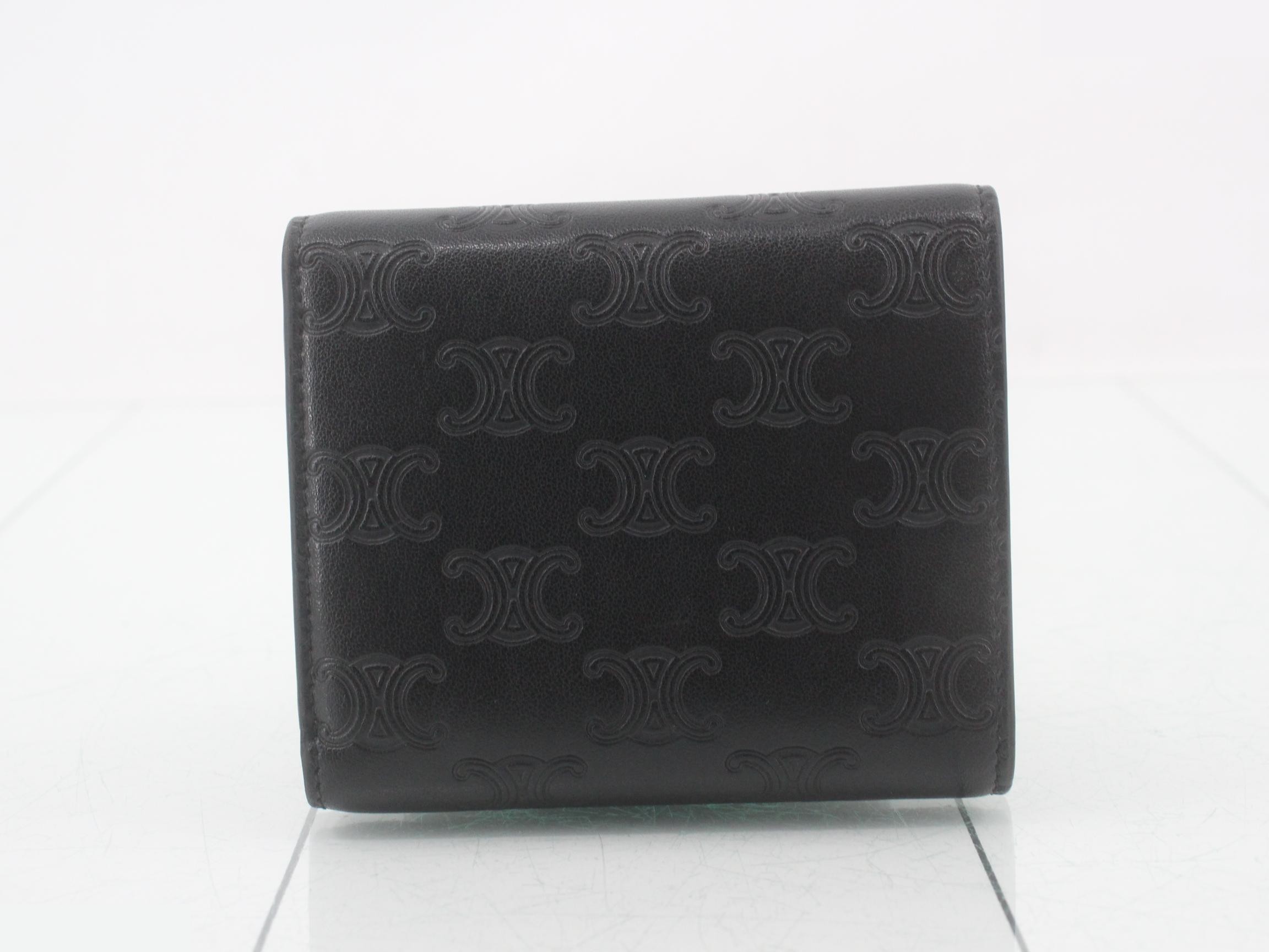 Other lines: Bags and leather wallets — view 2