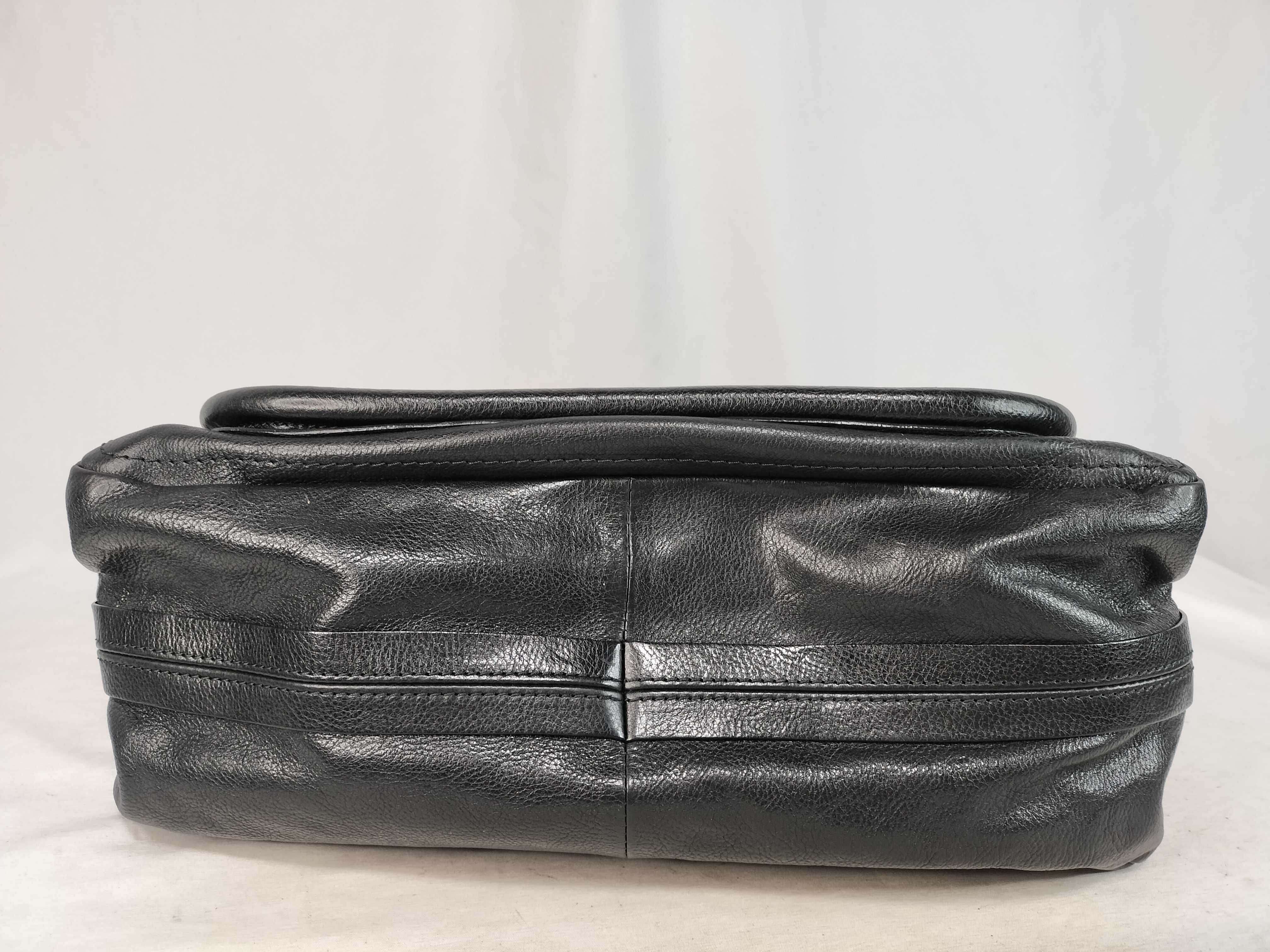 Paraty 2-Way Tote Bag - Leather, Black — view 9