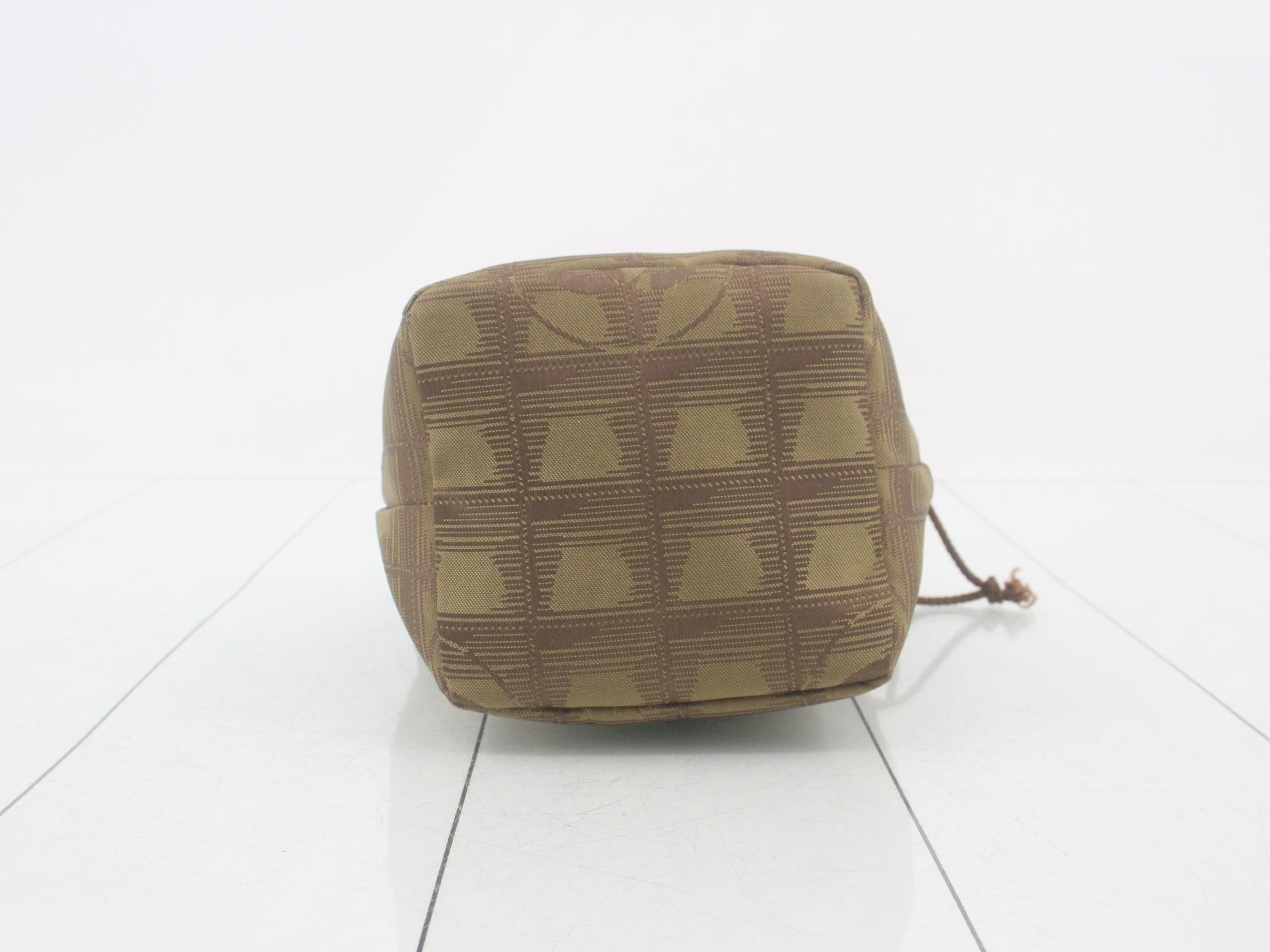 New Travel Line (Bags) and Pouches — view 3