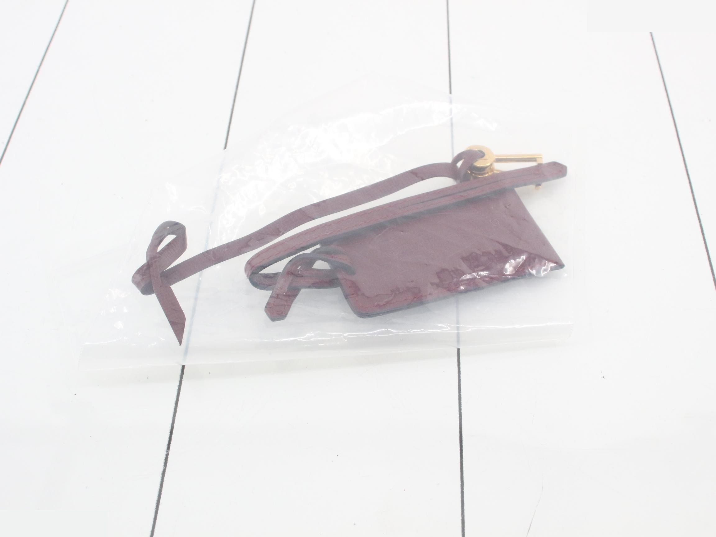 Briefcase — view 7