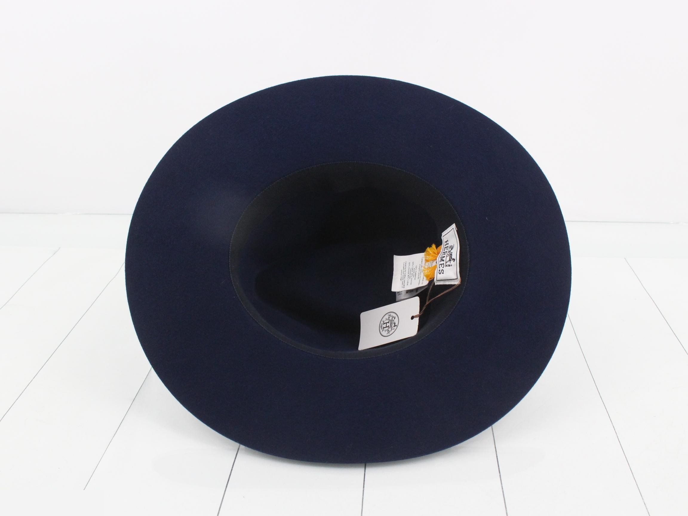 hat — view 3
