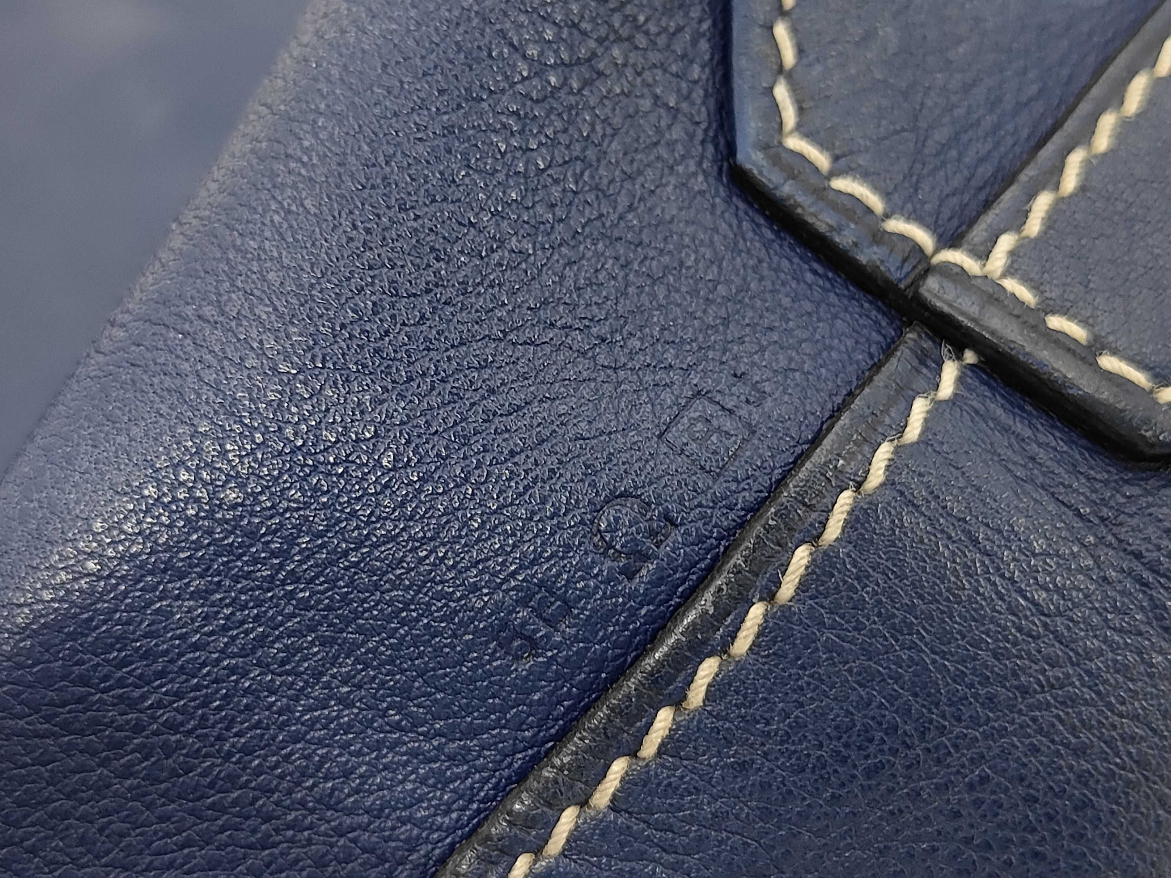 Double Sens Shoulder Bag — view 10