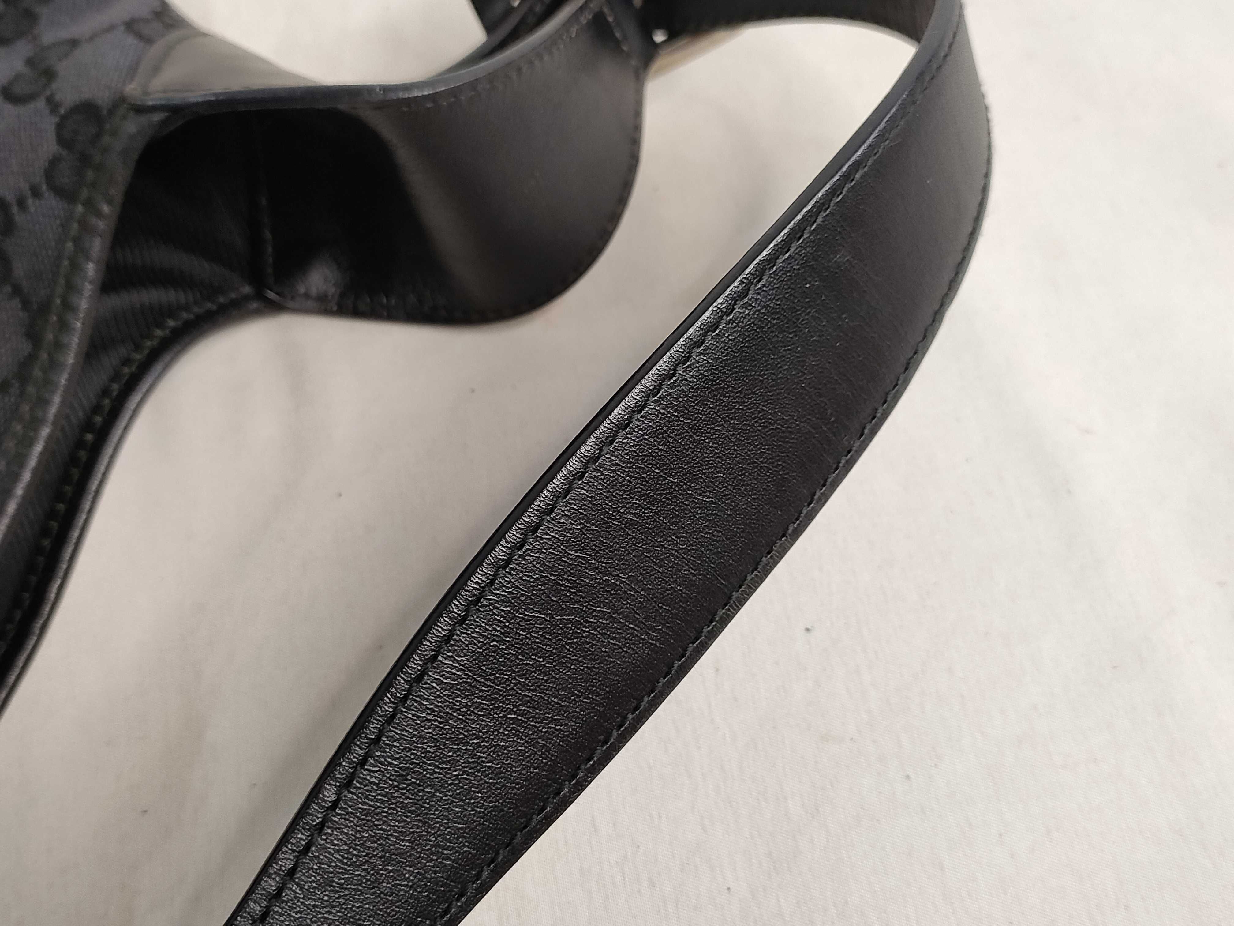 GG Canvas Gucci Handbag — view 4